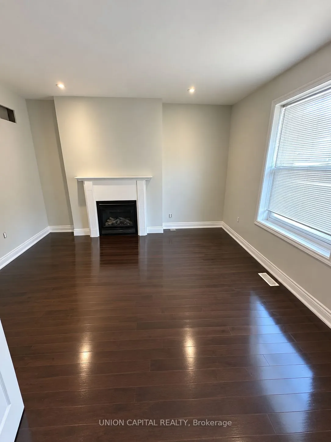84 Runnymede Road #Main