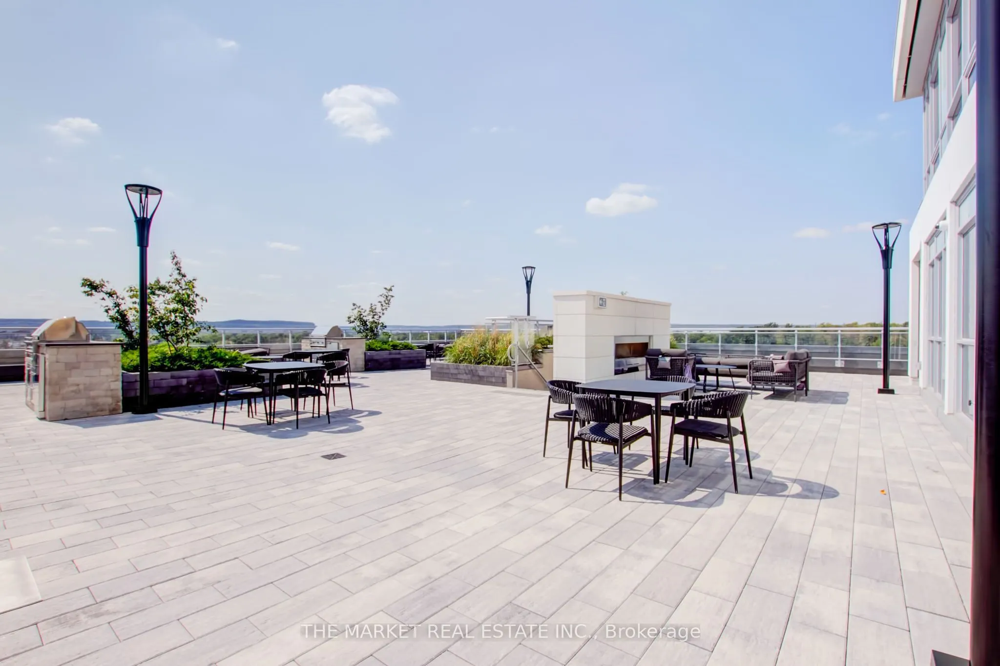 1050 Main Street E #1014