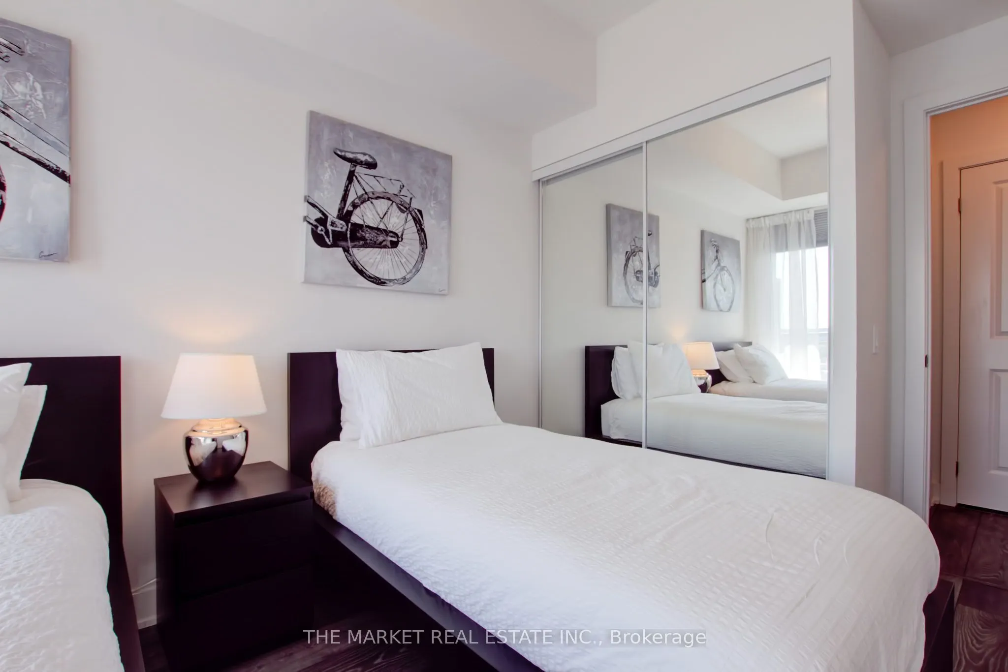 1050 Main Street E #1014