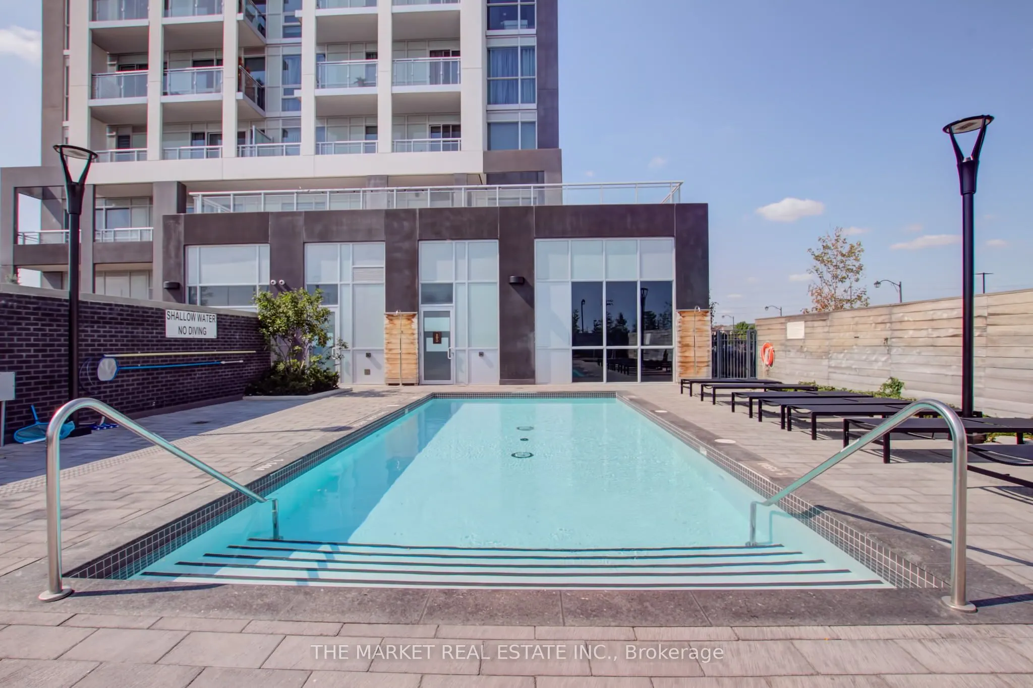 1050 Main Street E #1014