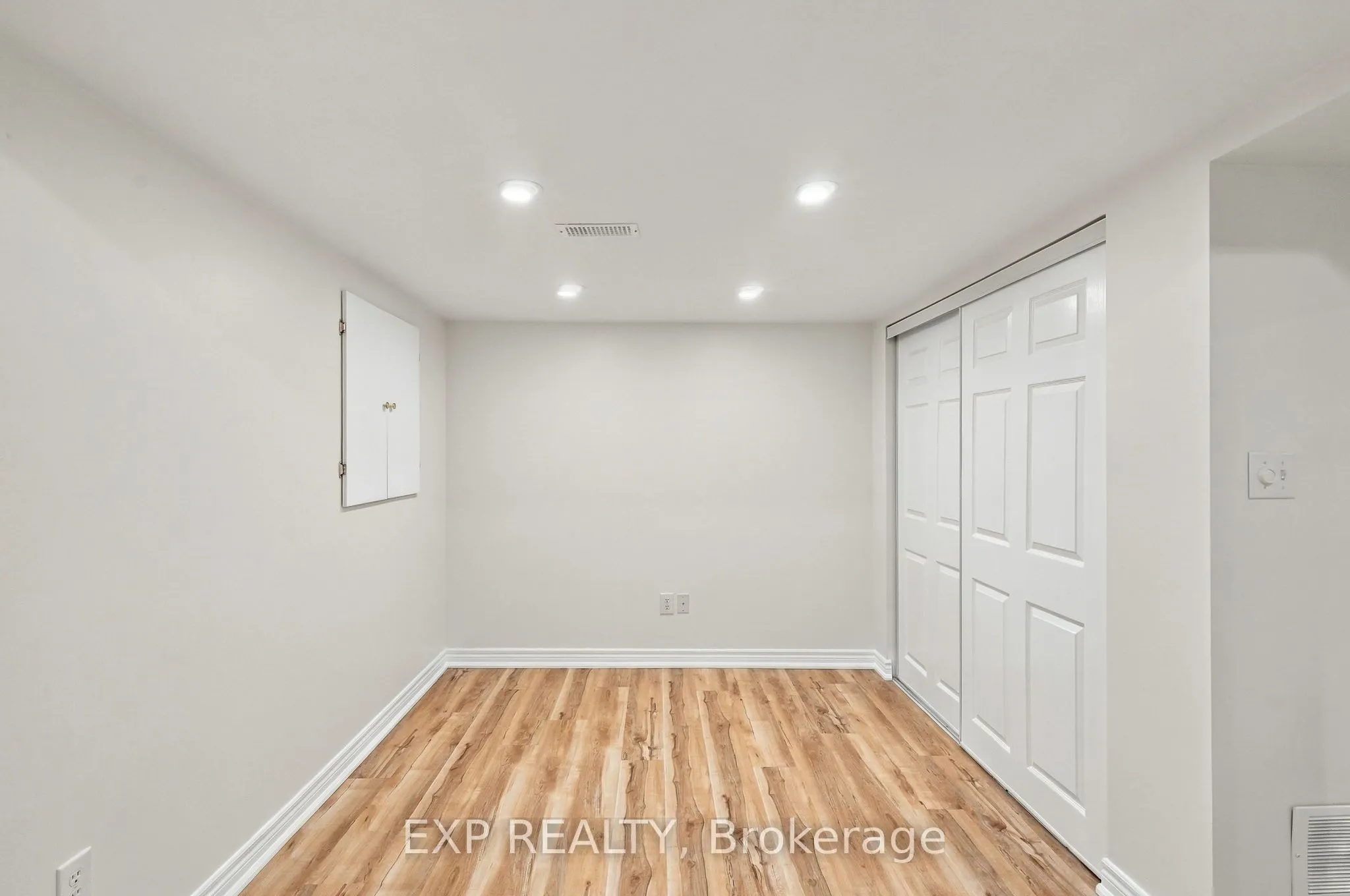 5260 Mcfarren Boulevard #140