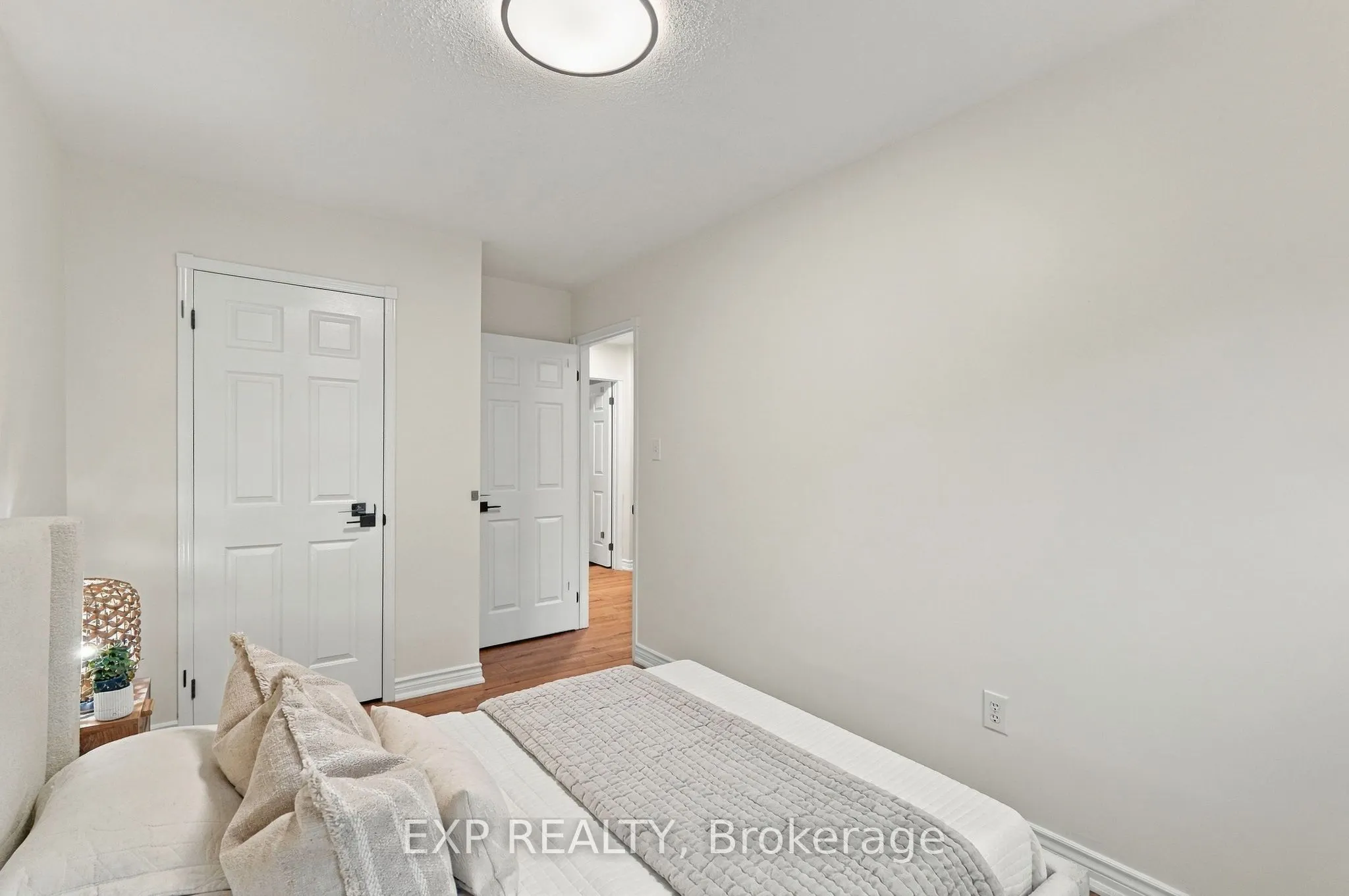 5260 Mcfarren Boulevard #140