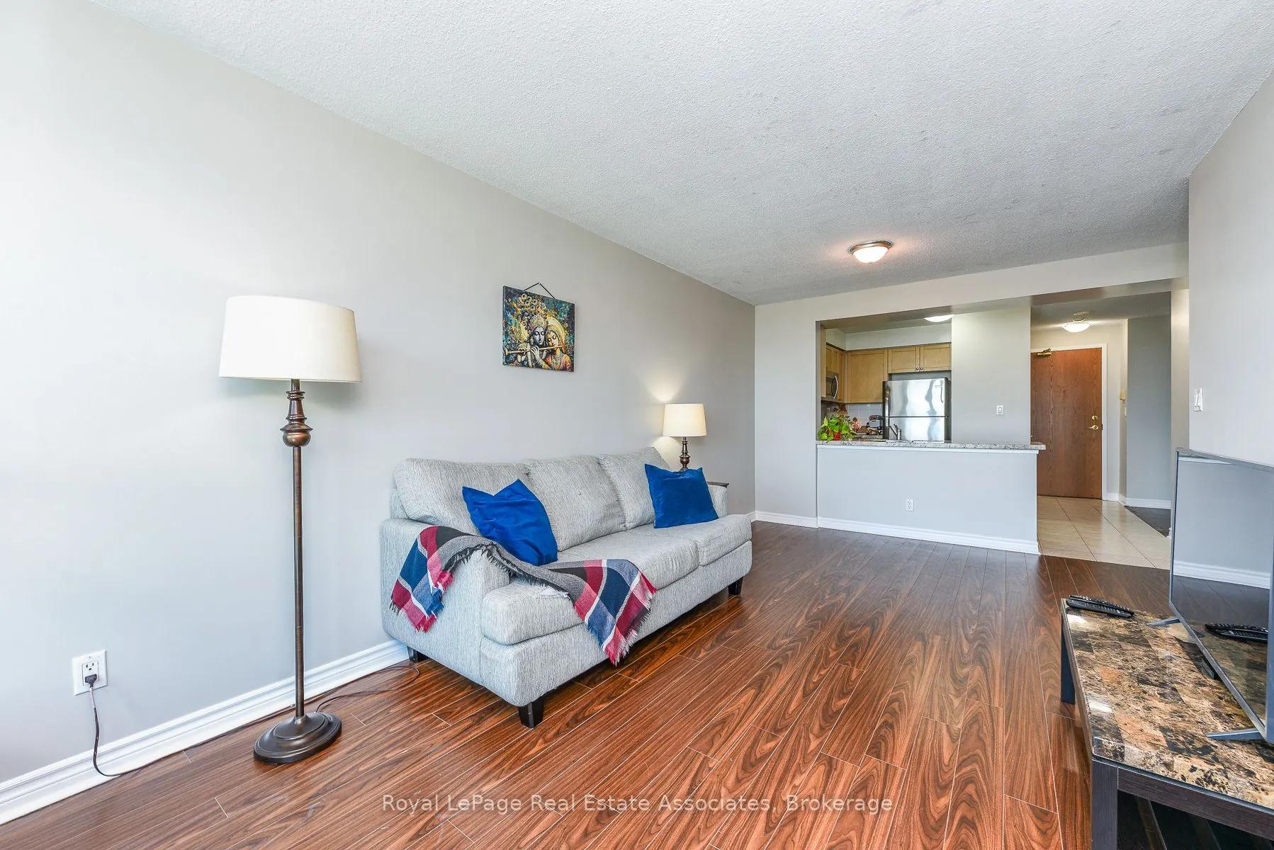 4879 Kimbermount Avenue #710