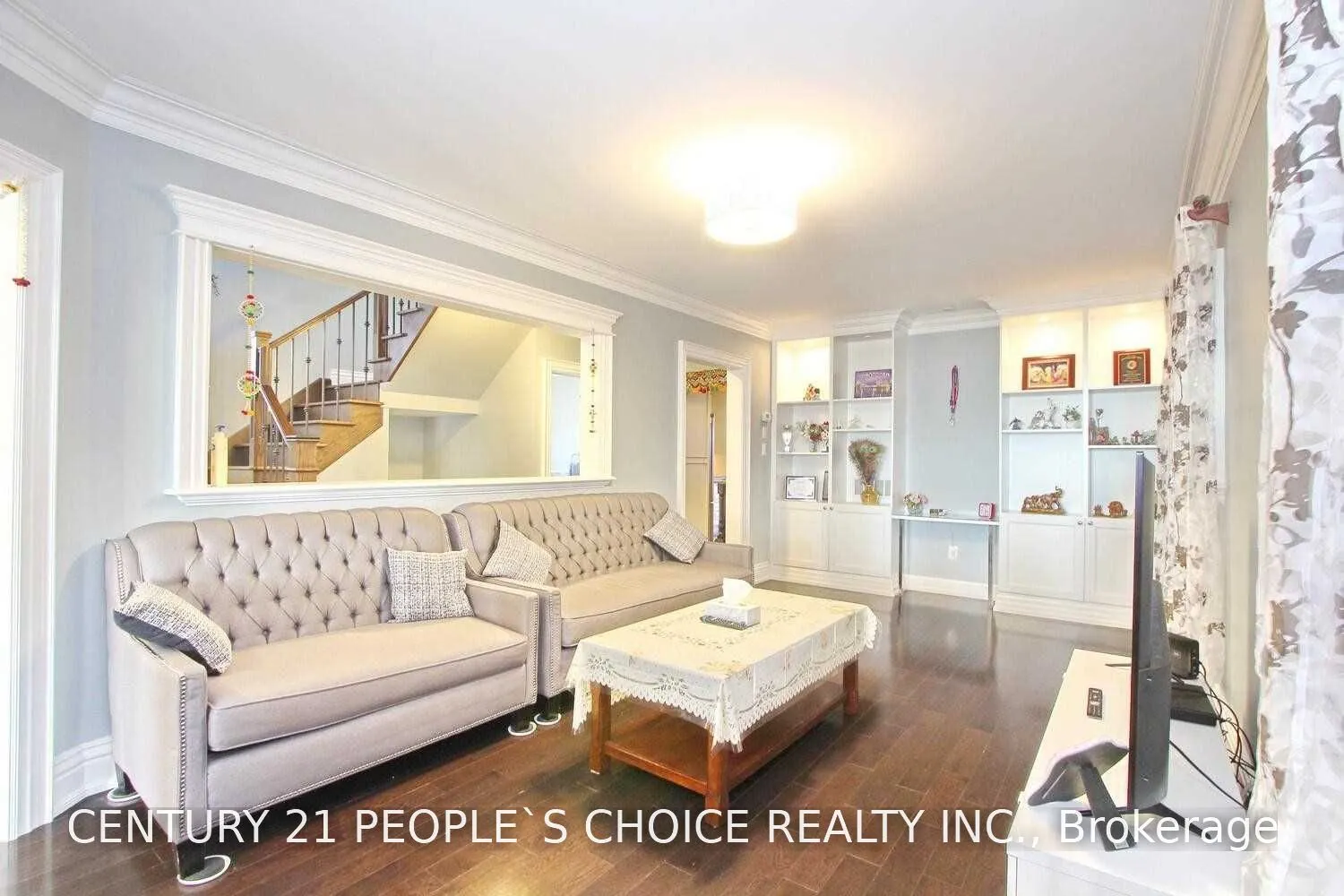 6 Stirrup Court