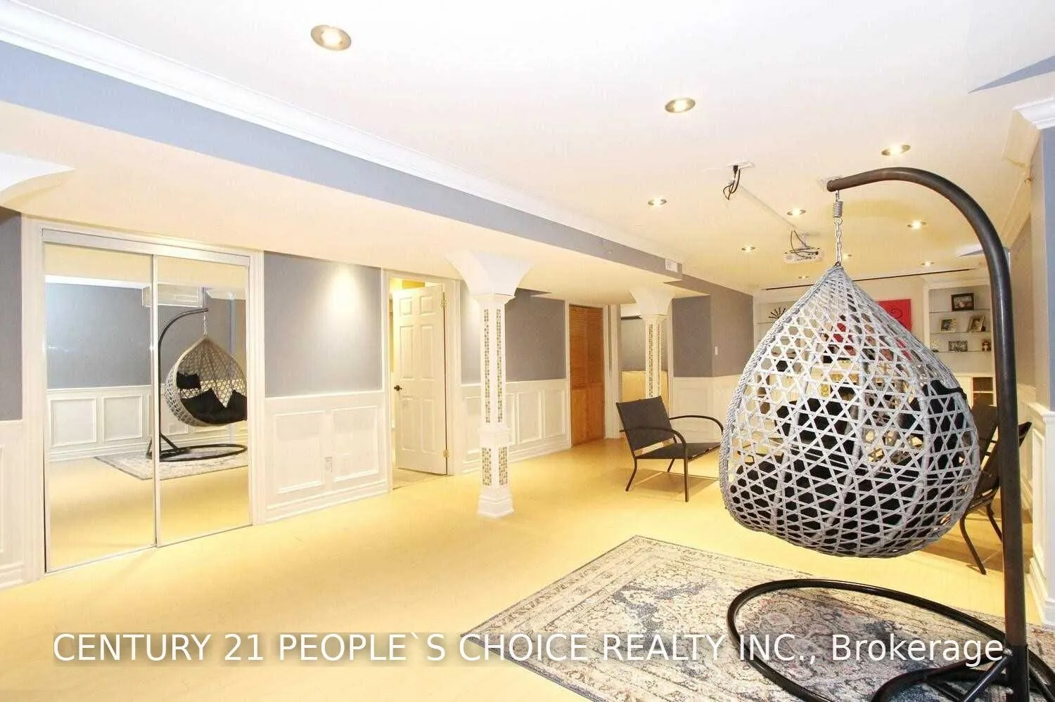 6 Stirrup Court