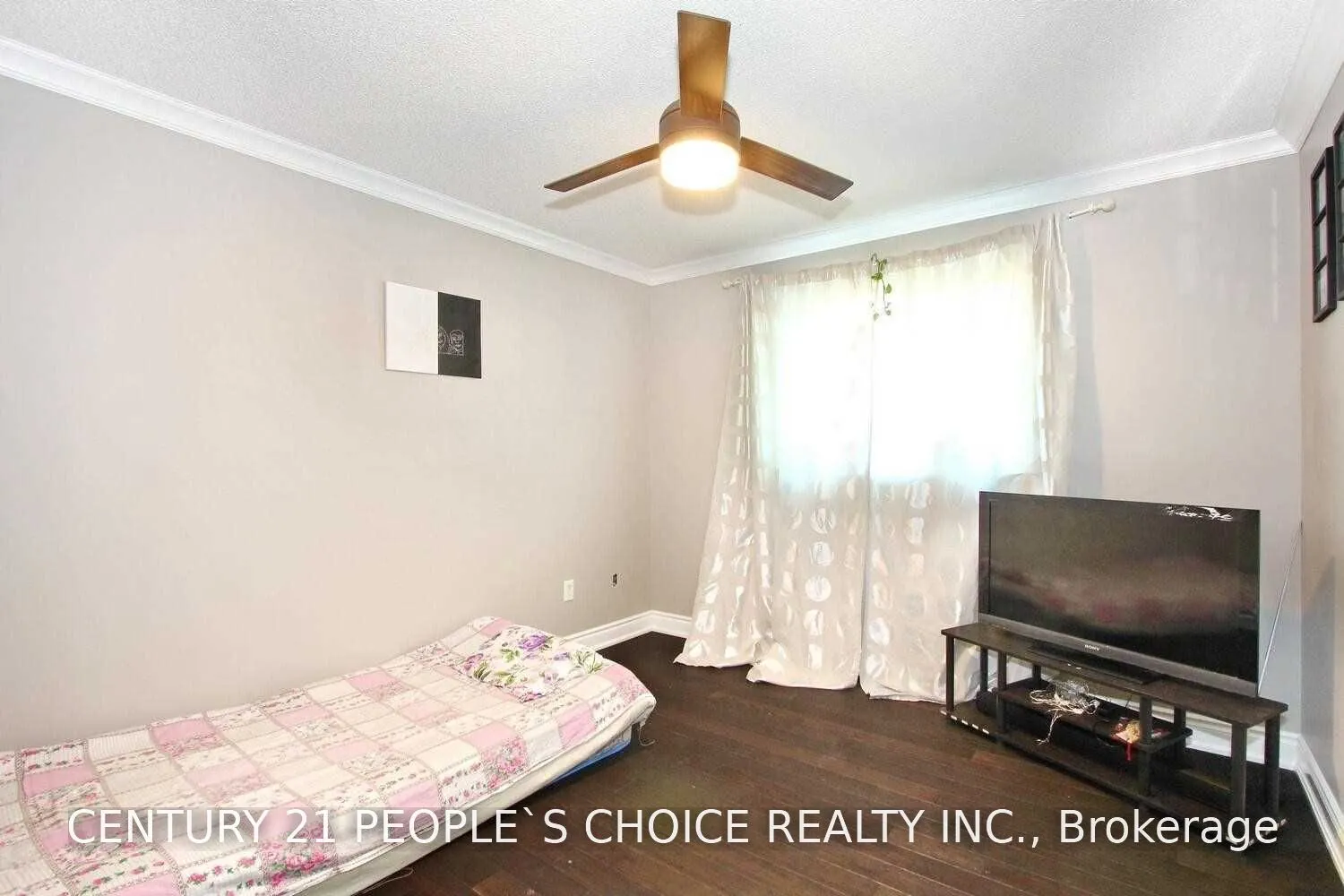 6 Stirrup Court
