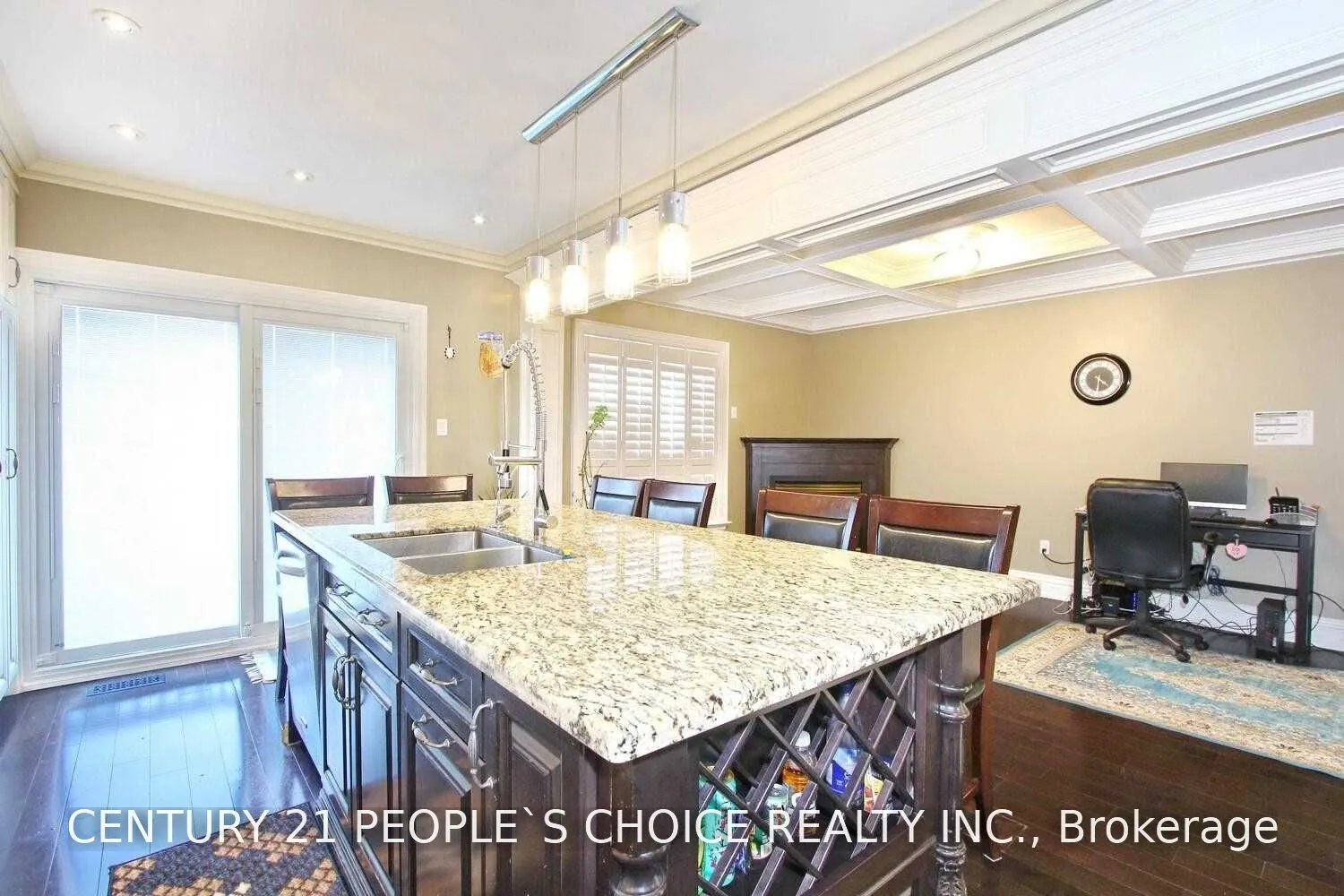 6 Stirrup Court