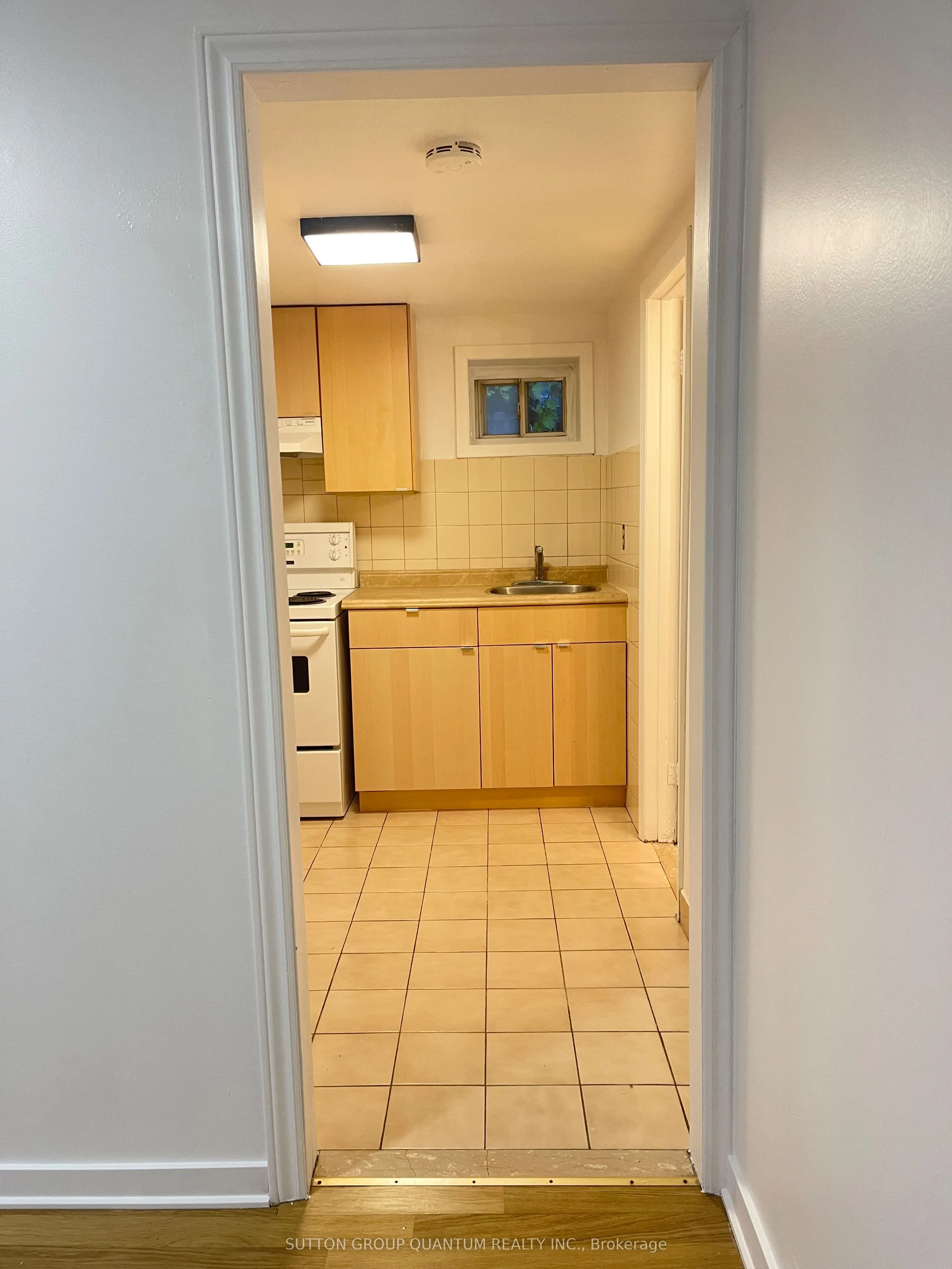 339 Lakeshore Road E ##2