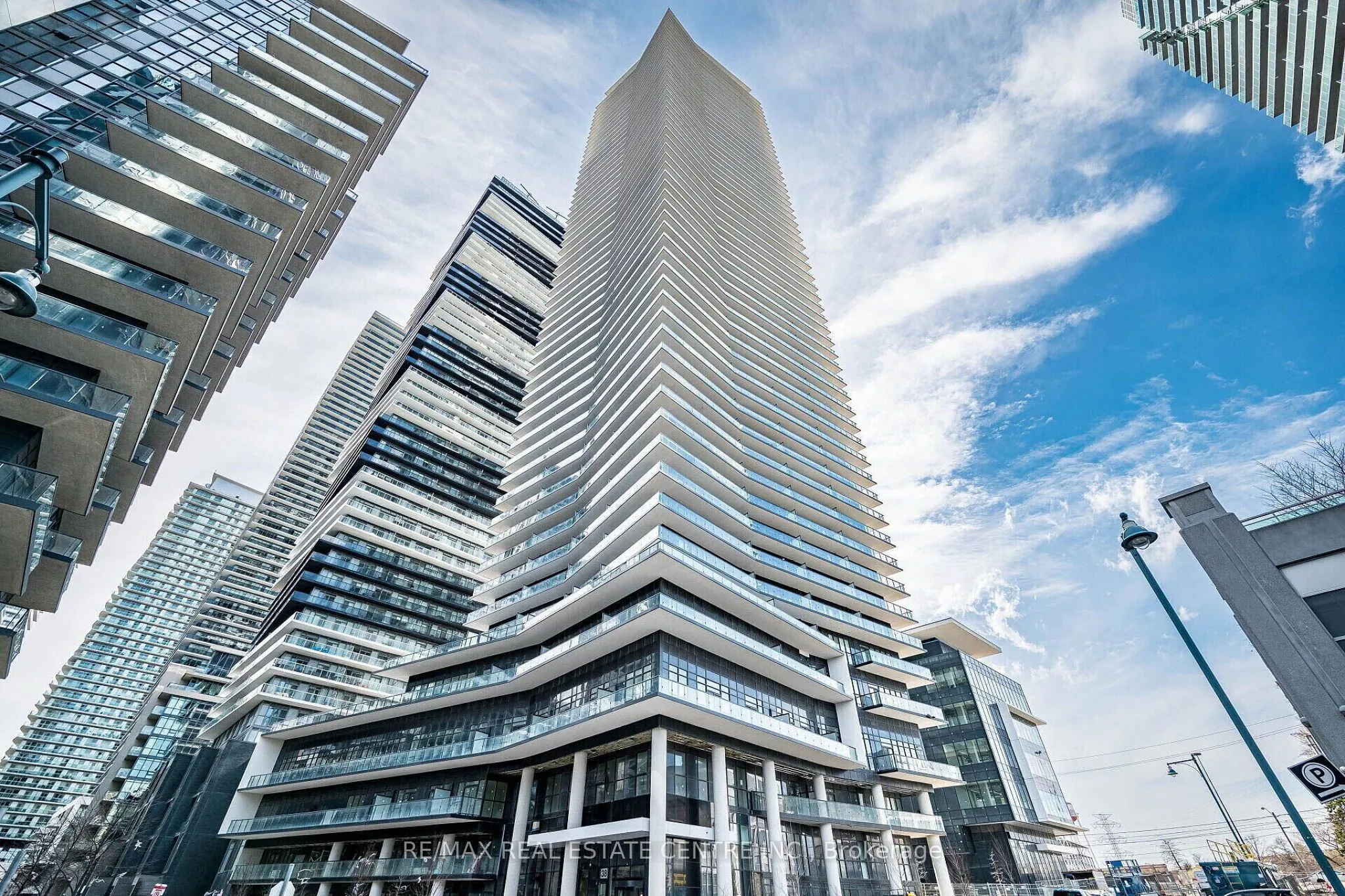 38 Annie Craig Drive #2510