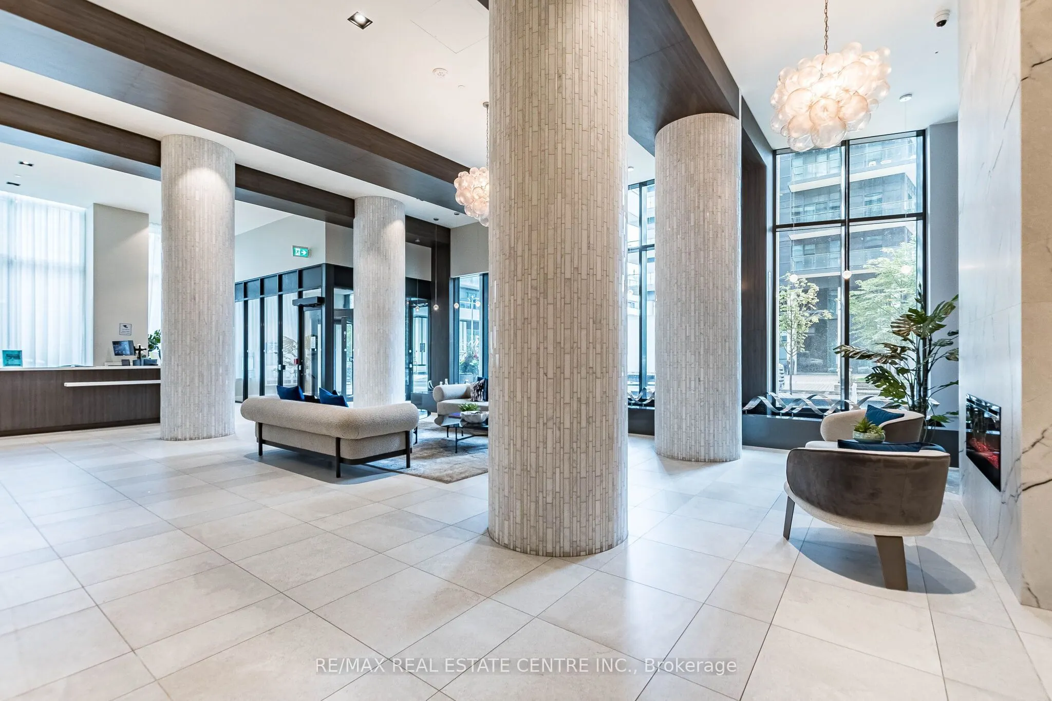 38 Annie Craig Drive #2510