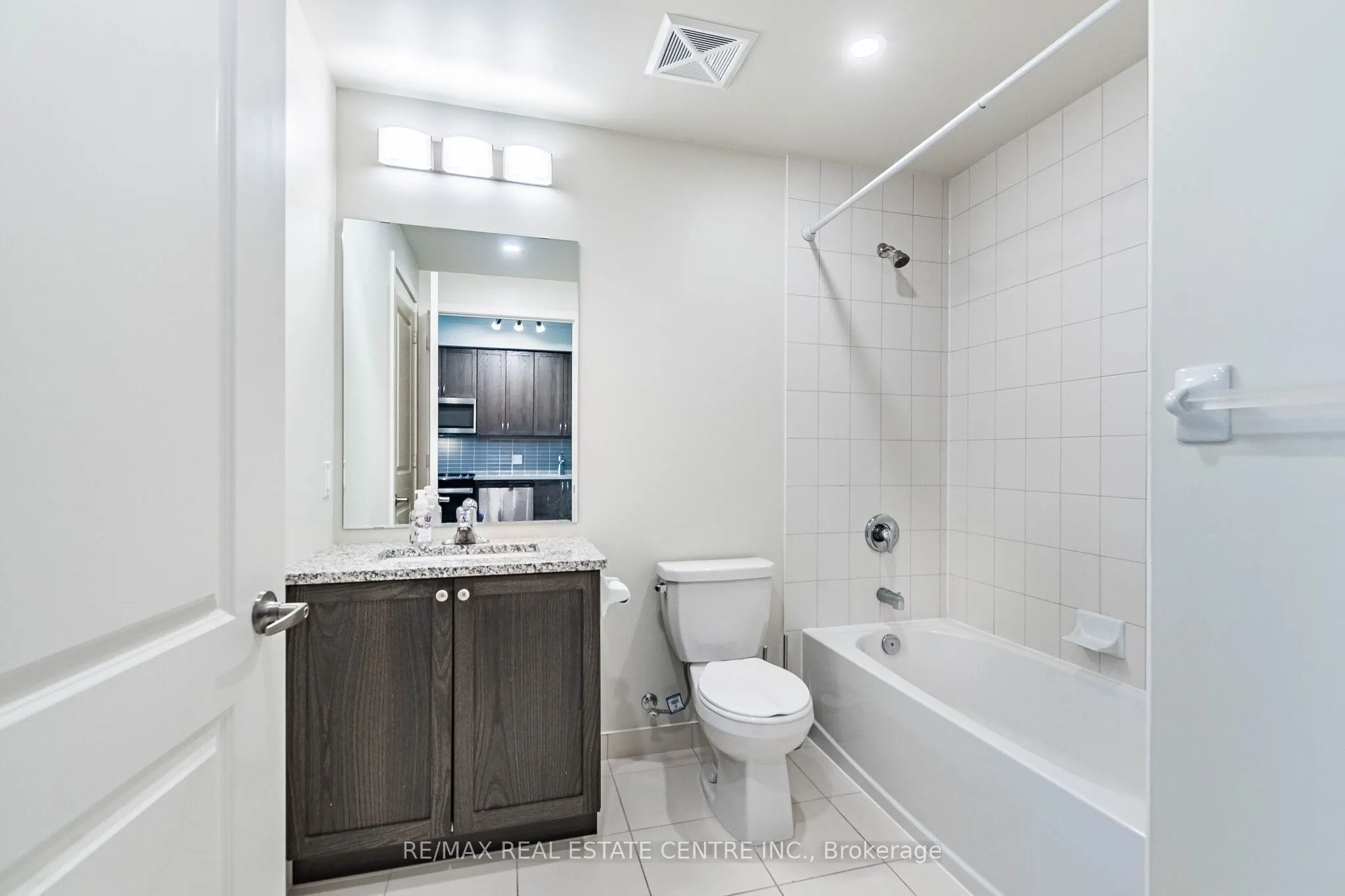 38 Annie Craig Drive #2510