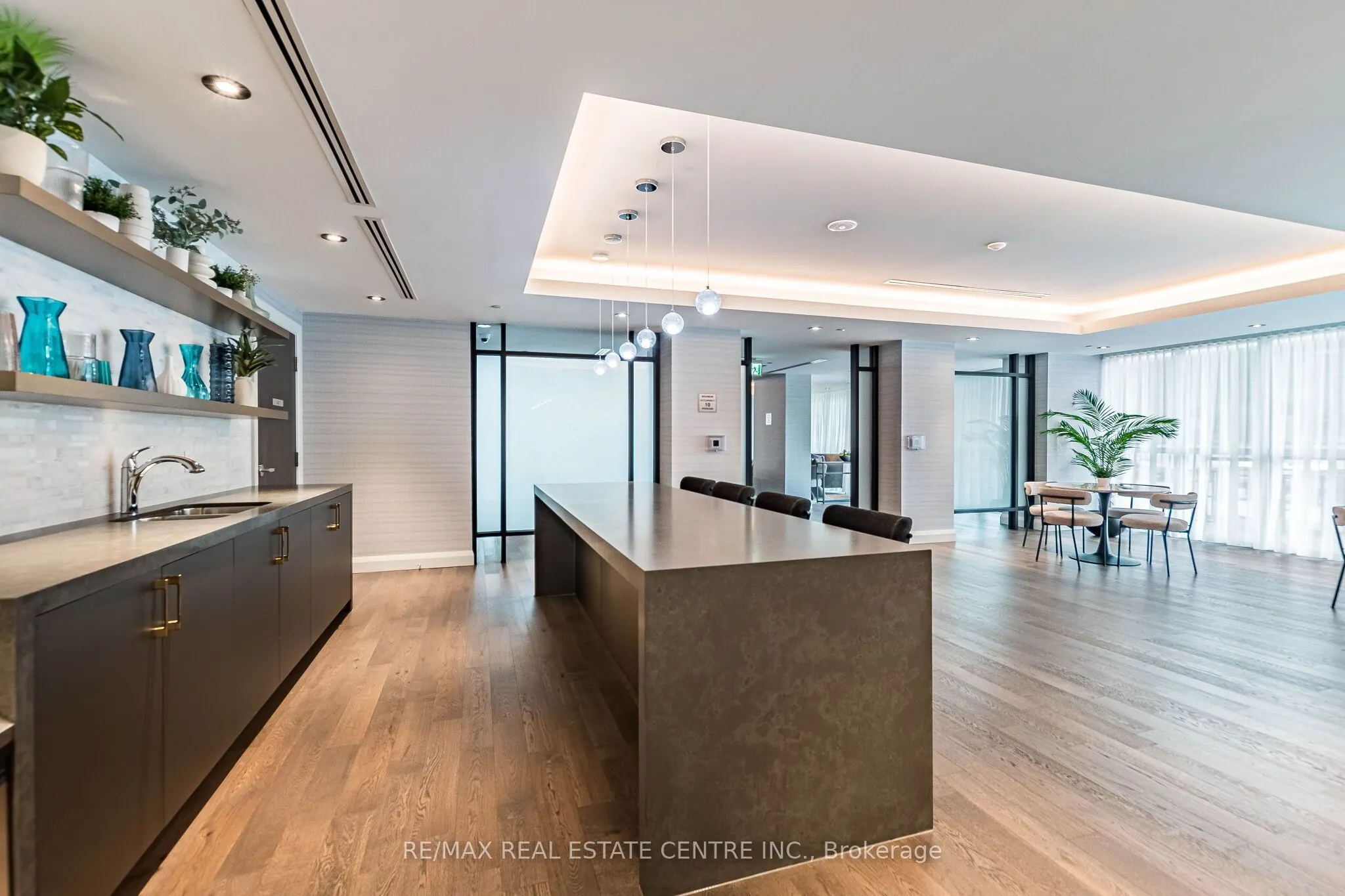 38 Annie Craig Drive #2510