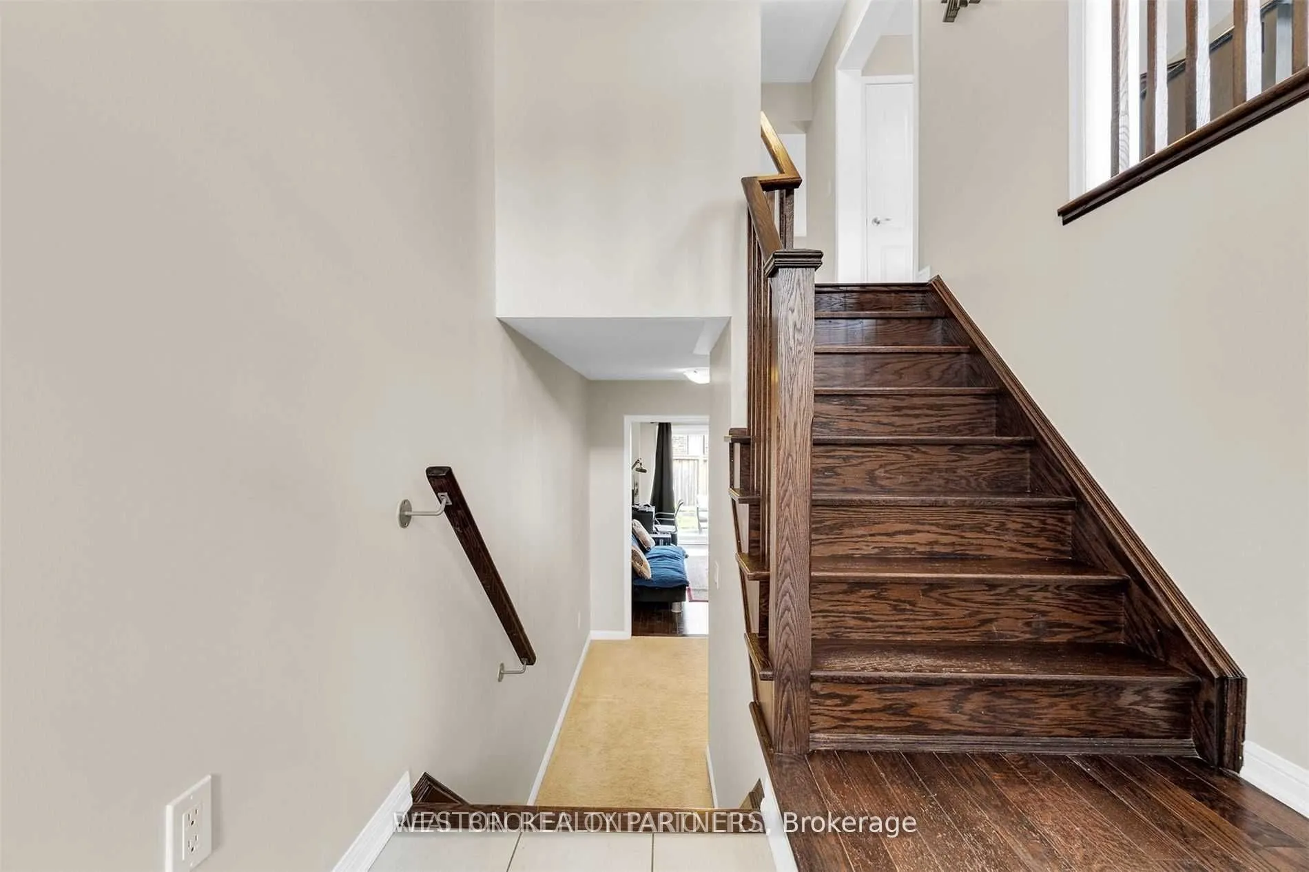 6 Colonel Frank Ching Crescent