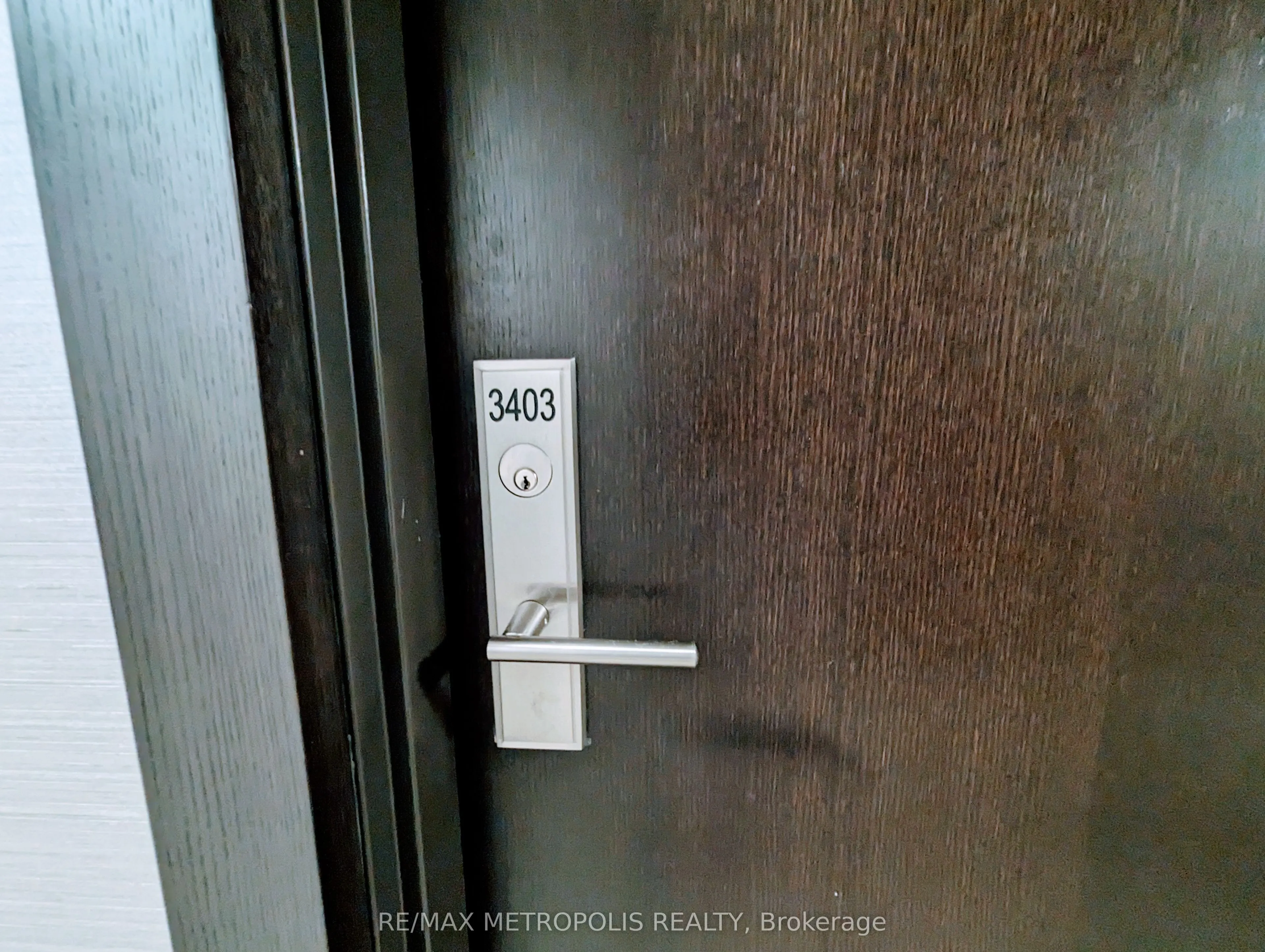 8 Nahani Way #3403
