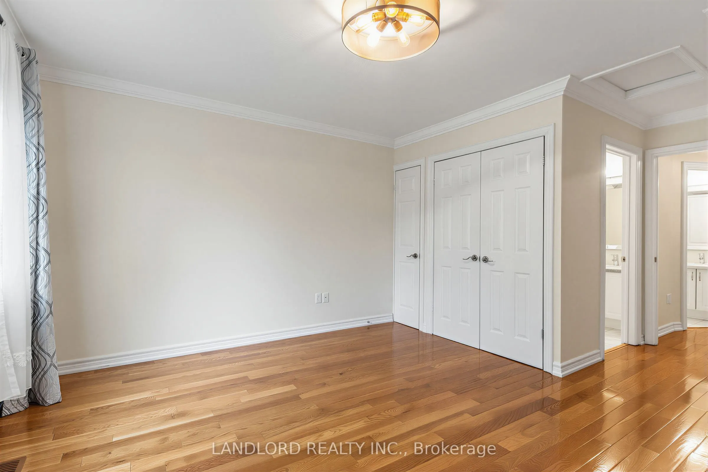 37 Birdstone Crescent #69