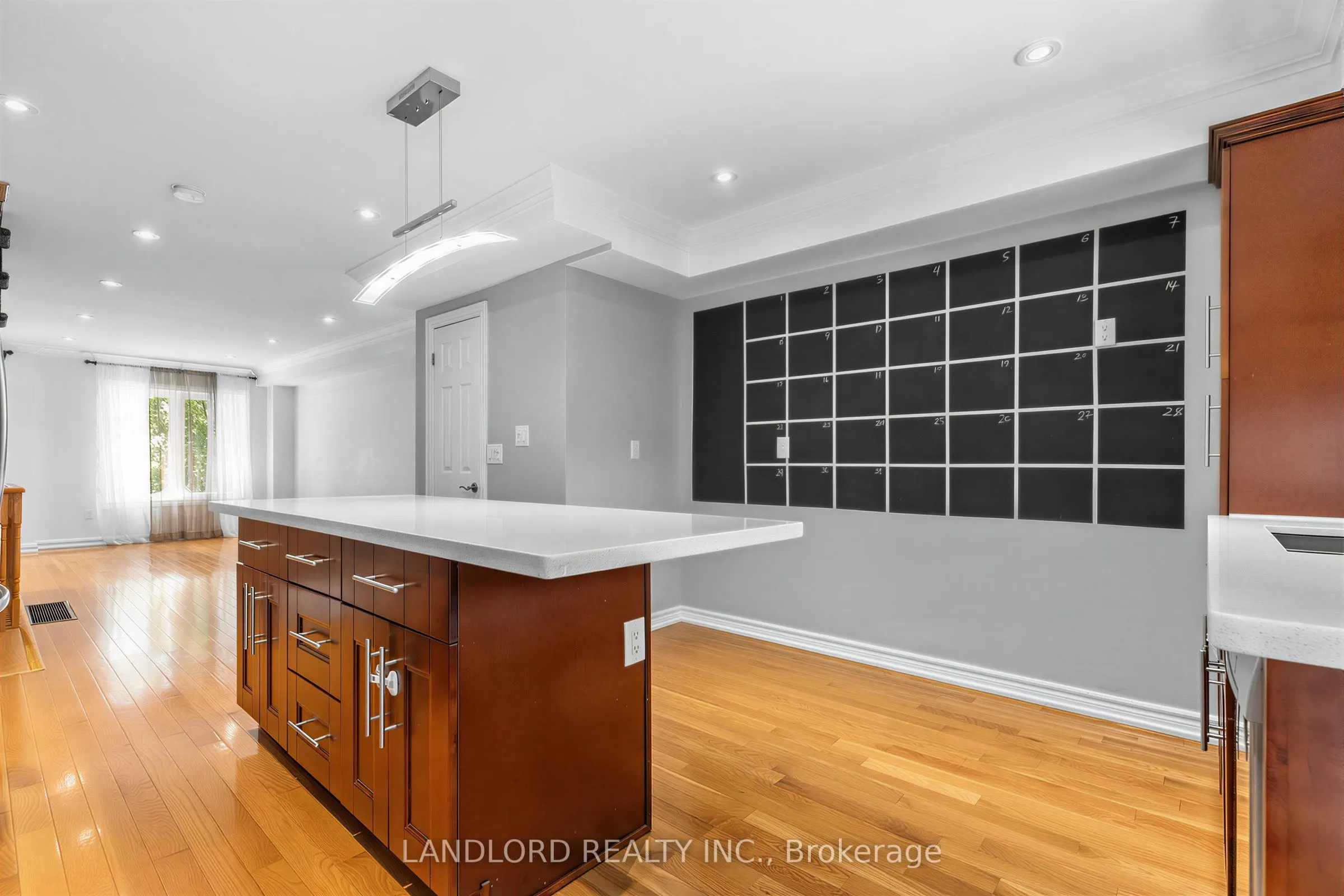 37 Birdstone Crescent #69