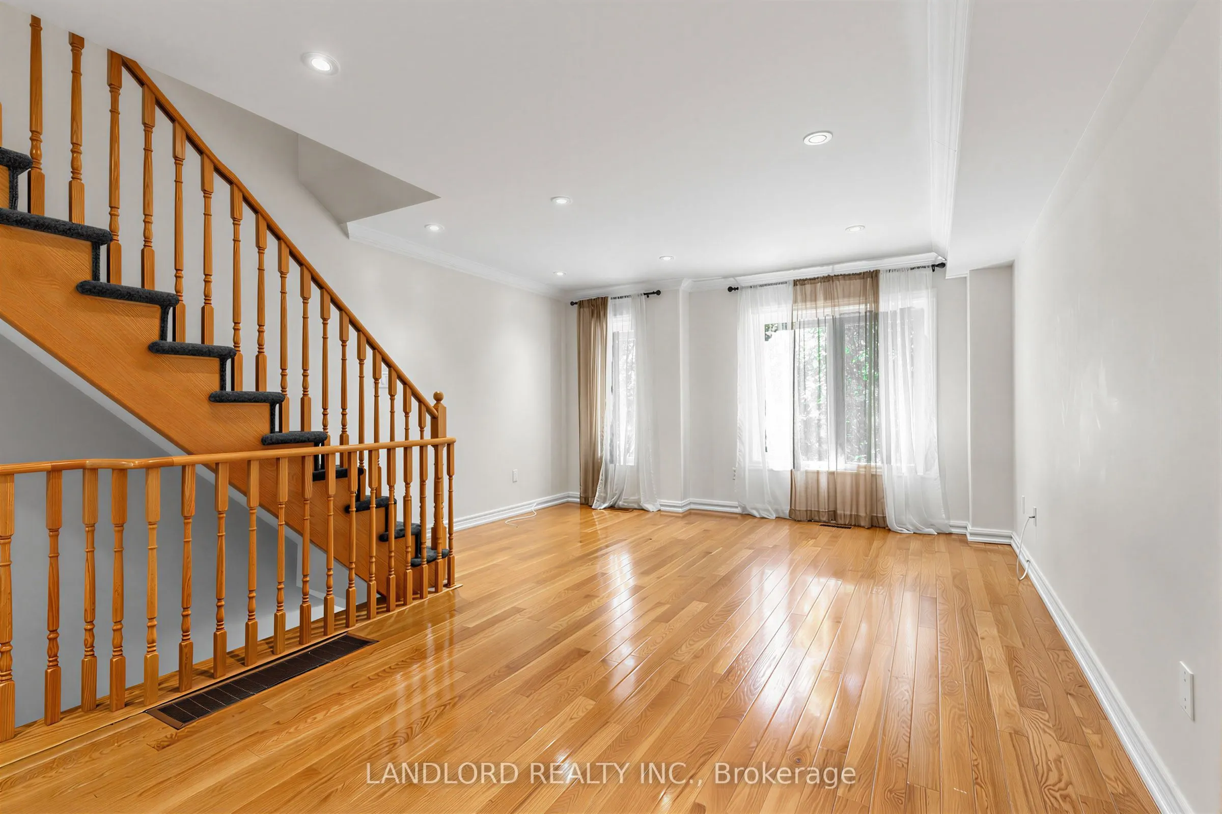37 Birdstone Crescent #69