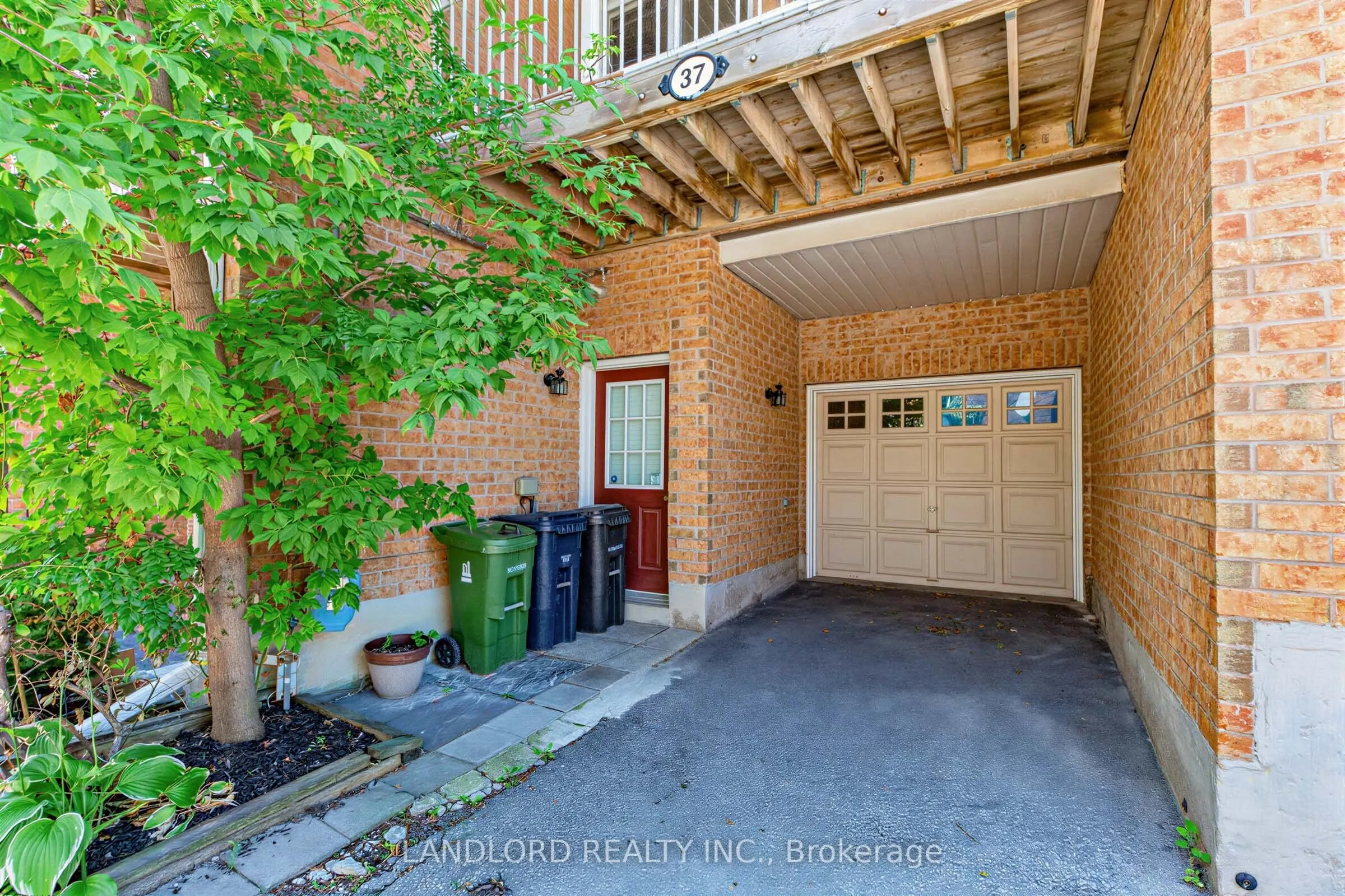 37 Birdstone Crescent #69