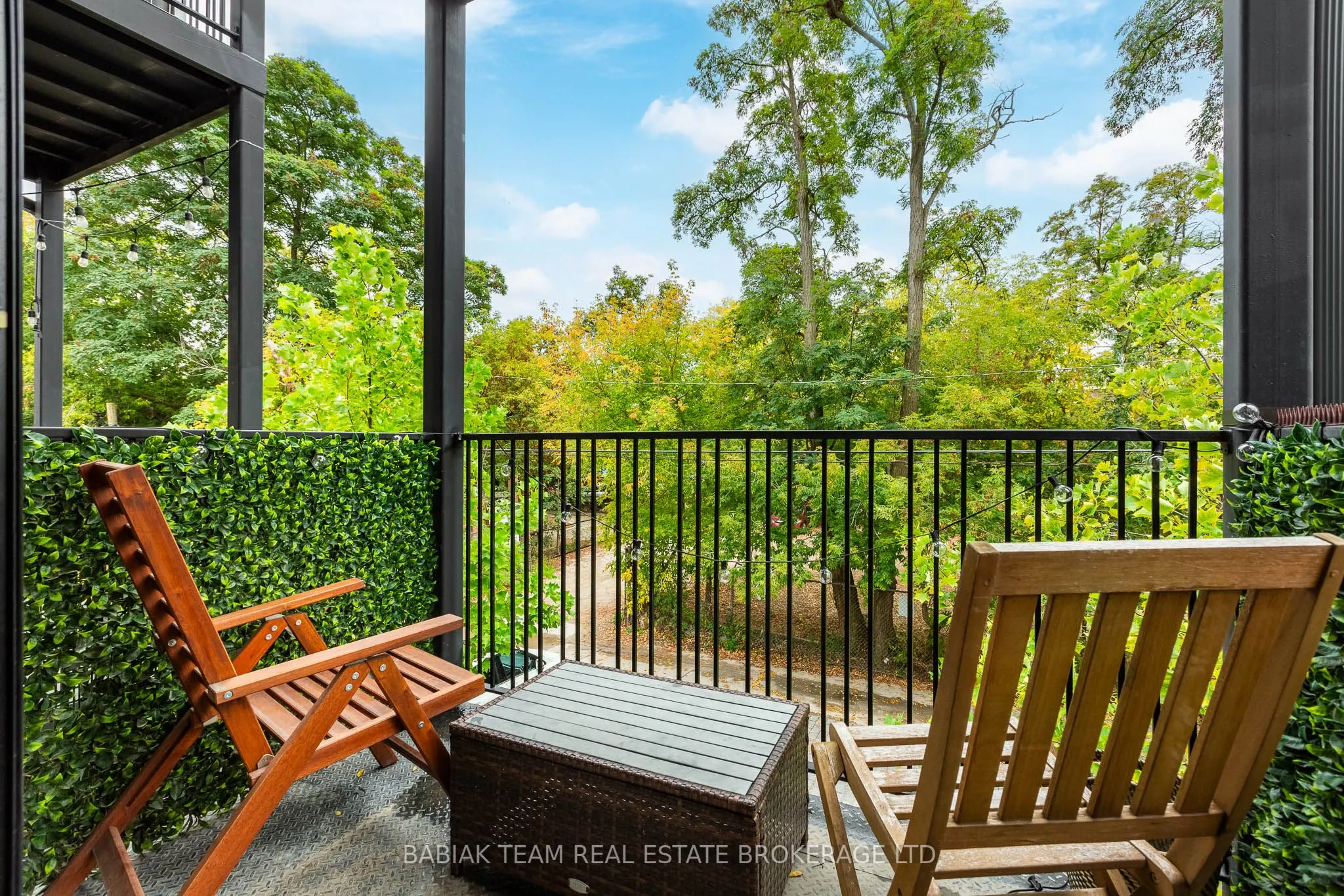 57 Vine Avenue #201