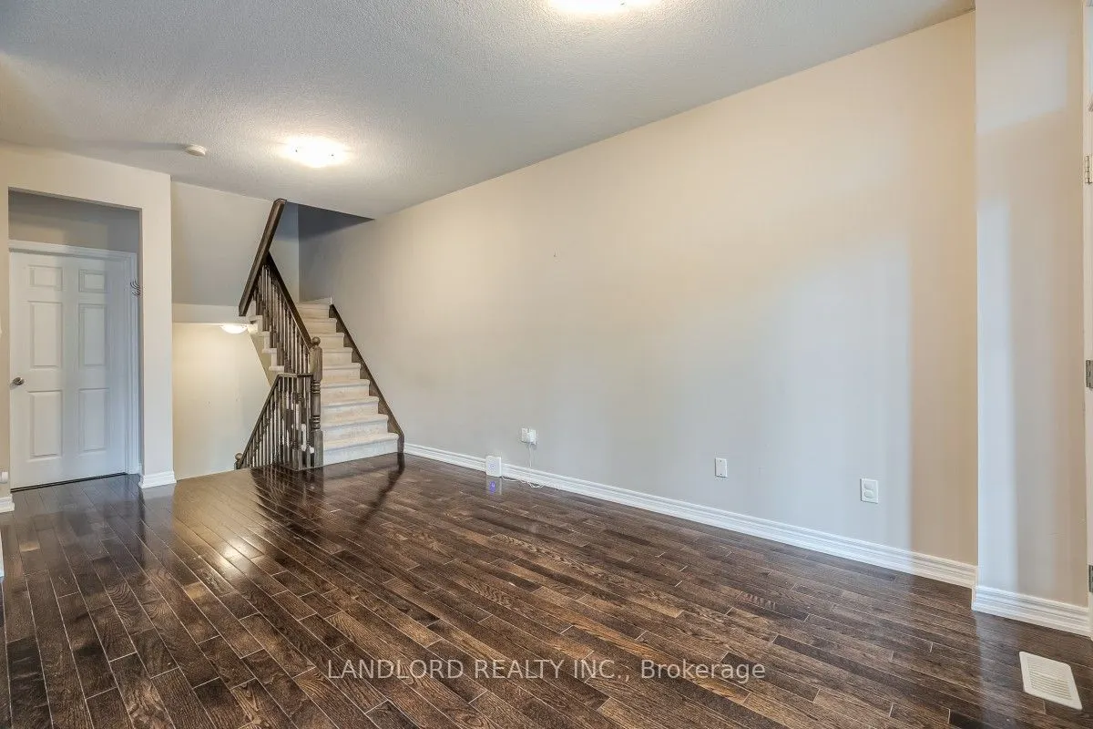 181 Plains Road W #28