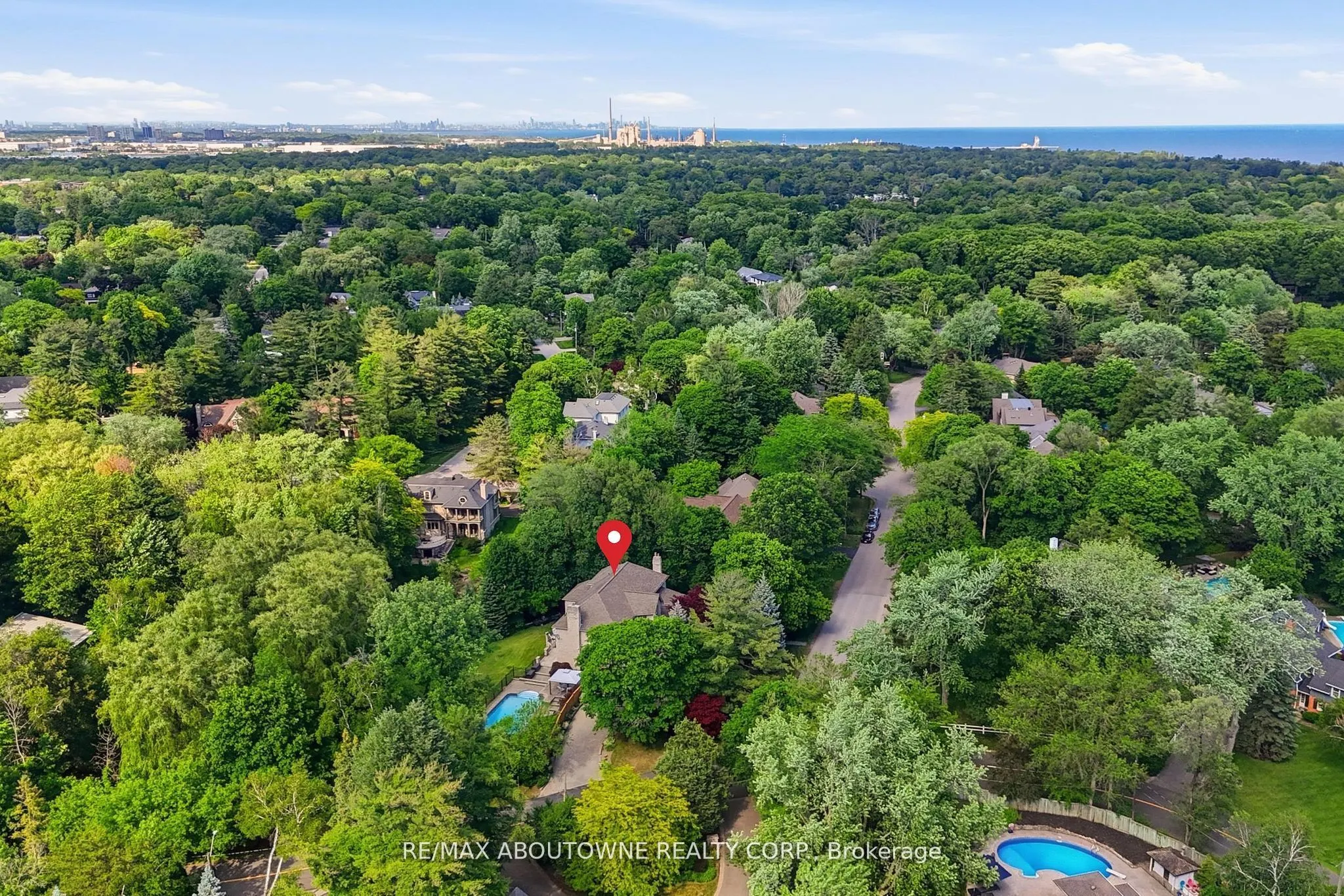 437 Cairncroft Road