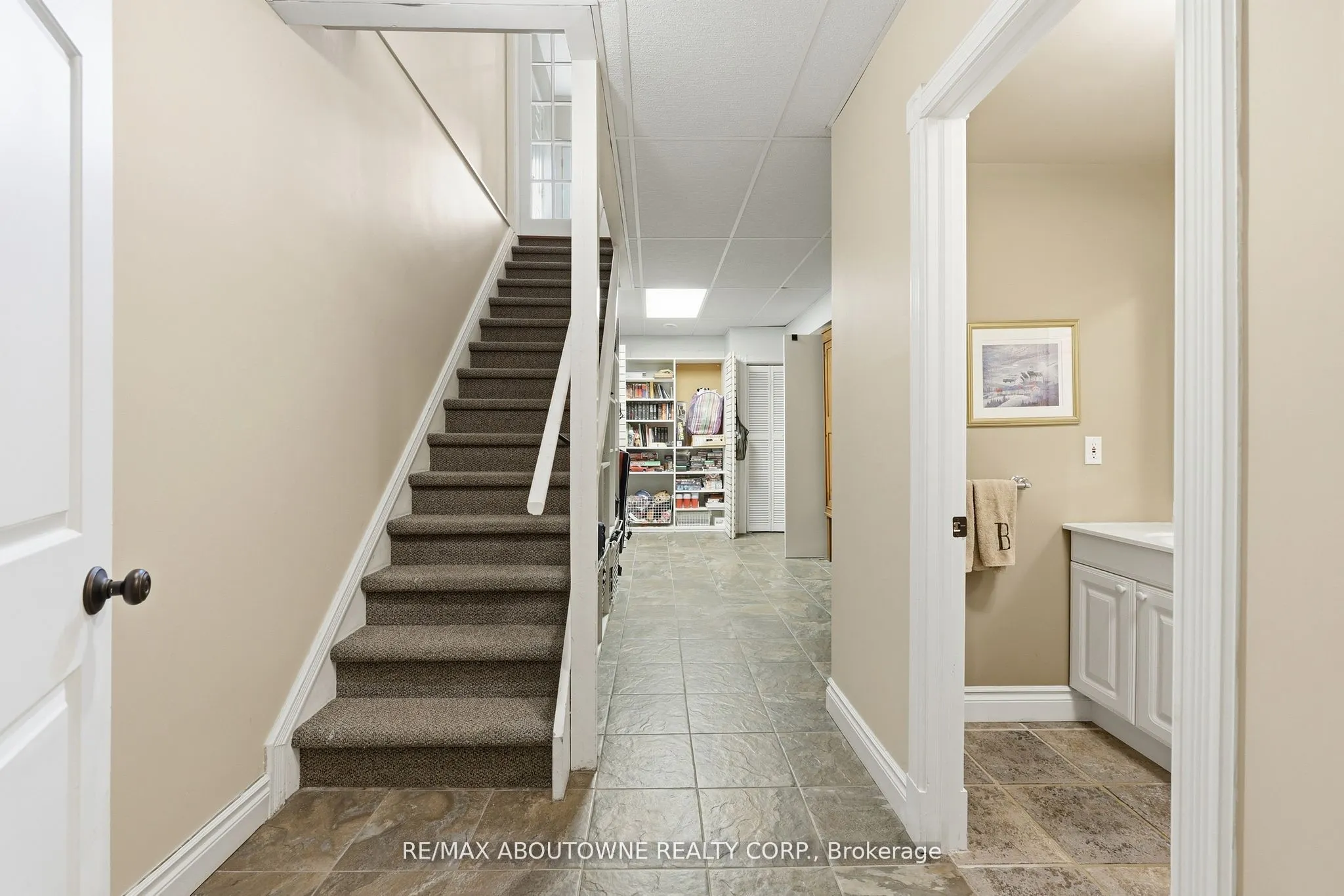 437 Cairncroft Road