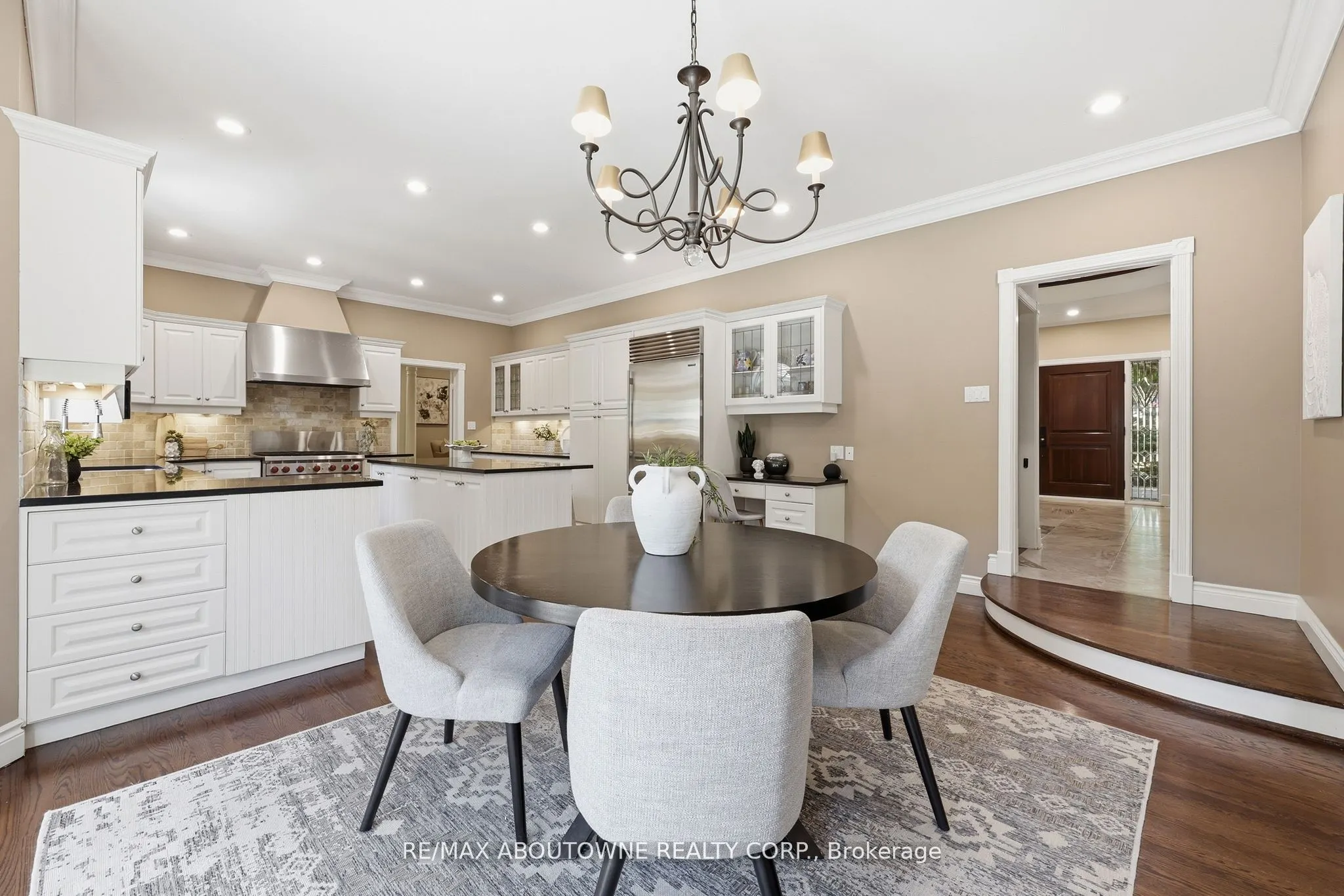 437 Cairncroft Road