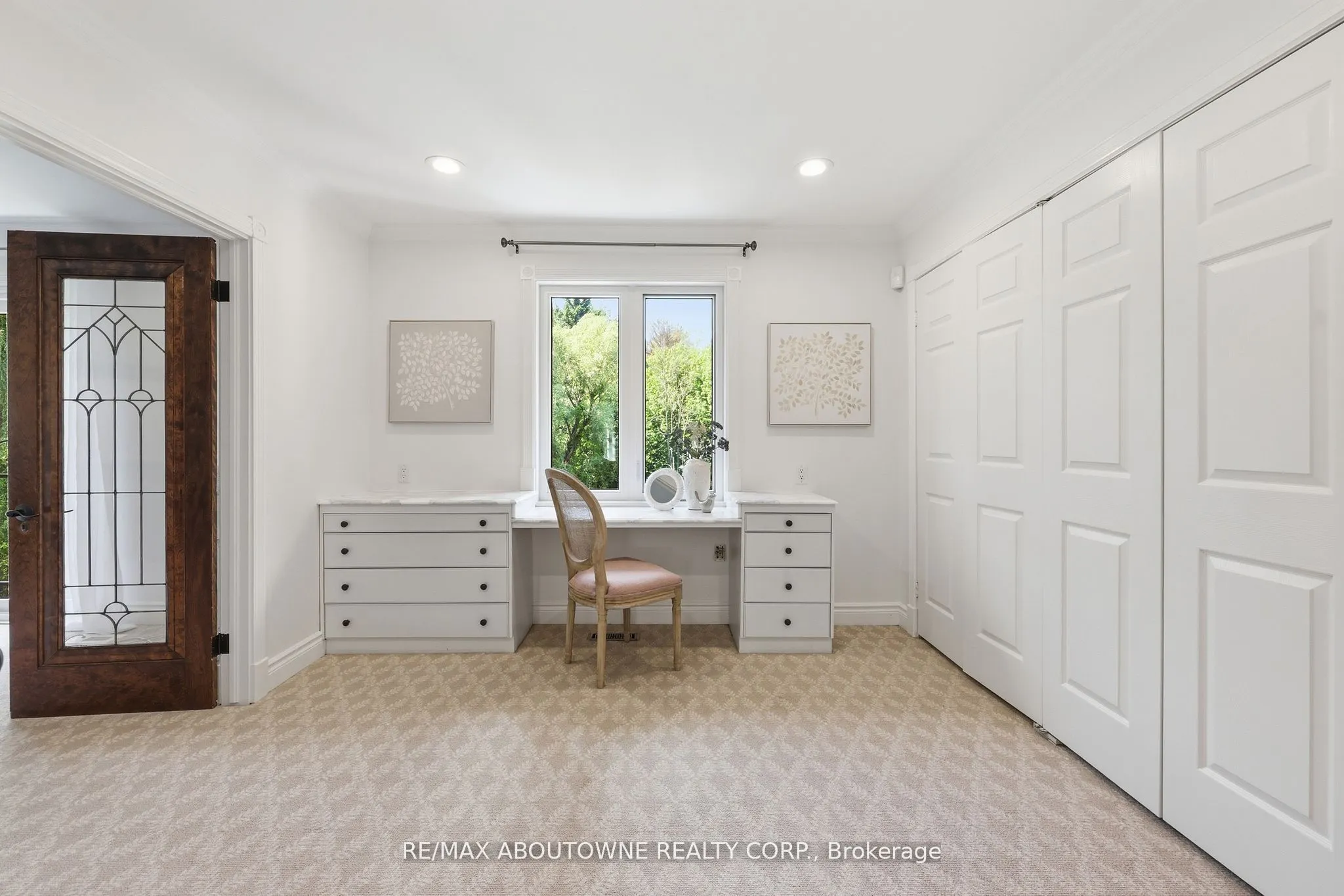 437 Cairncroft Road