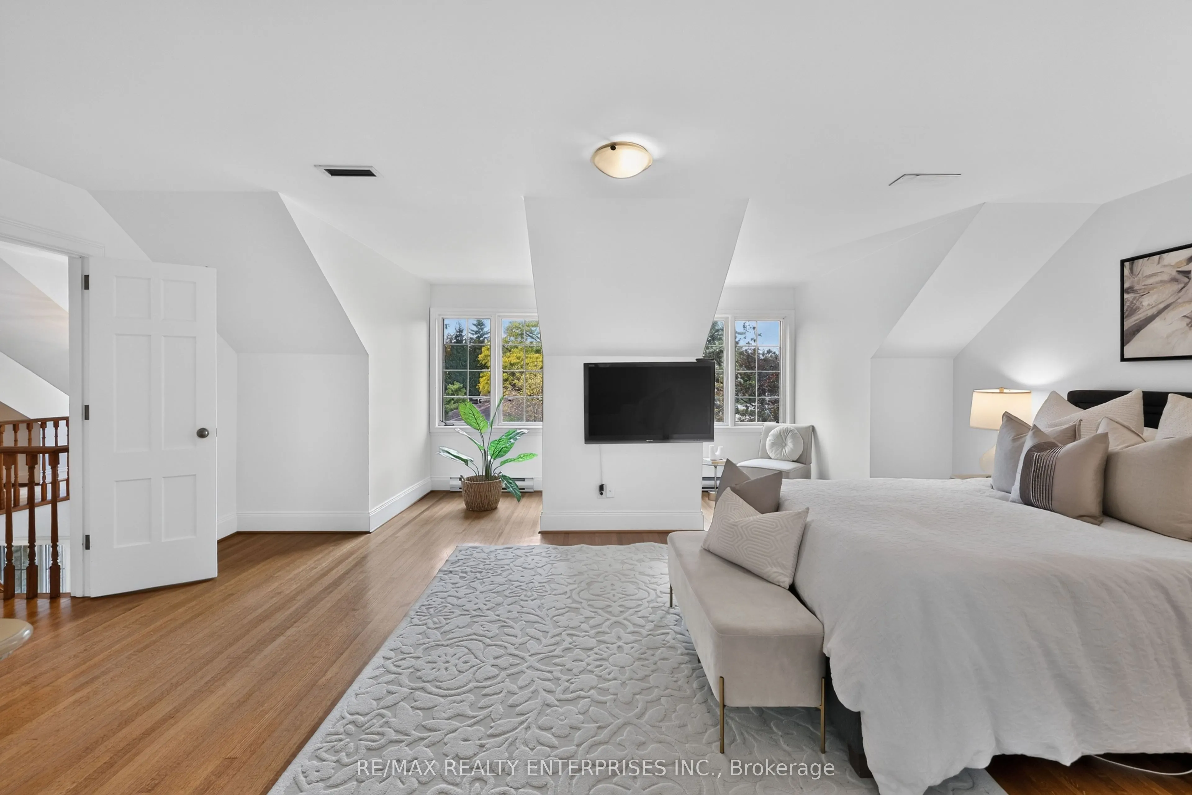1690 Sherway Drive