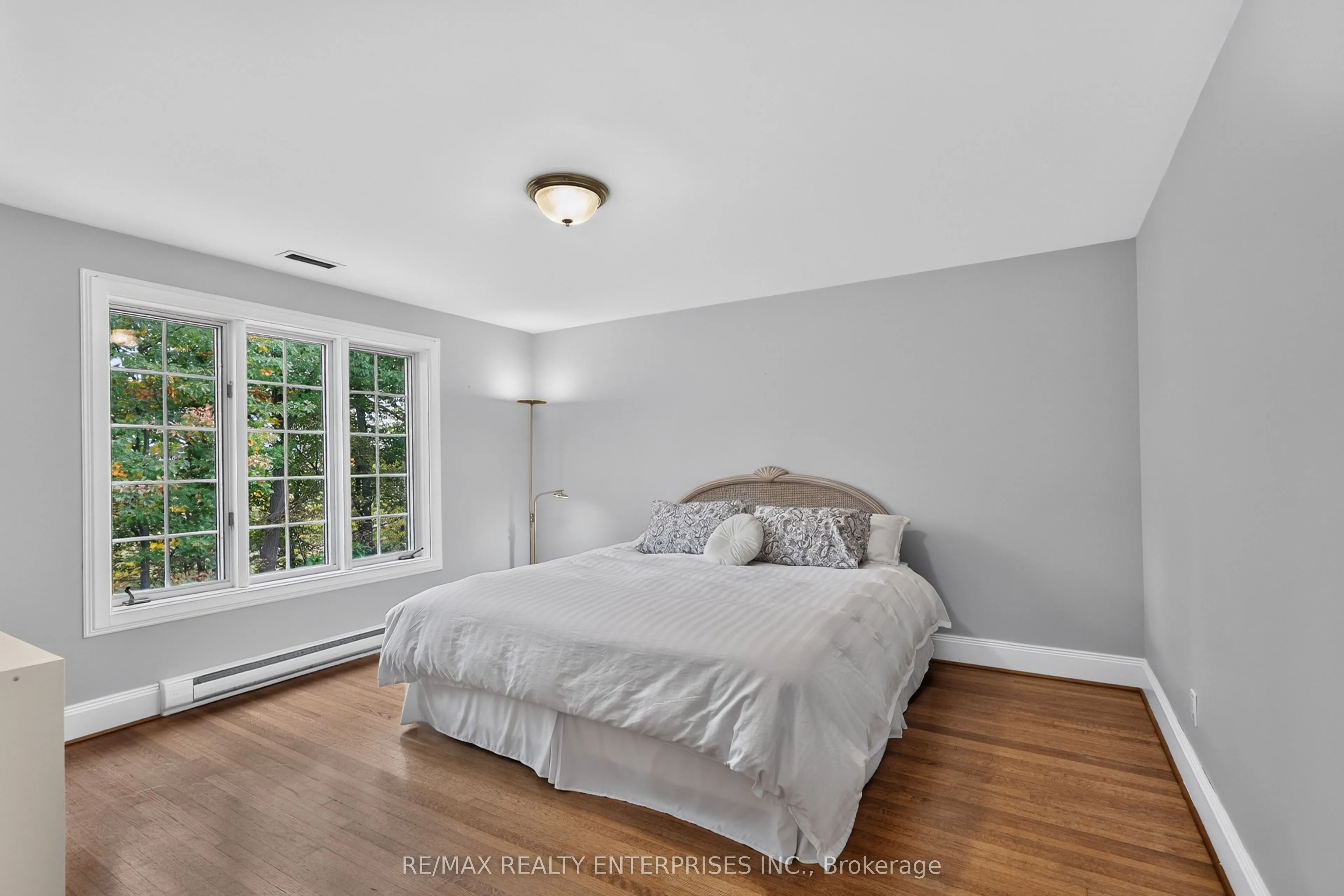 1690 Sherway Drive
