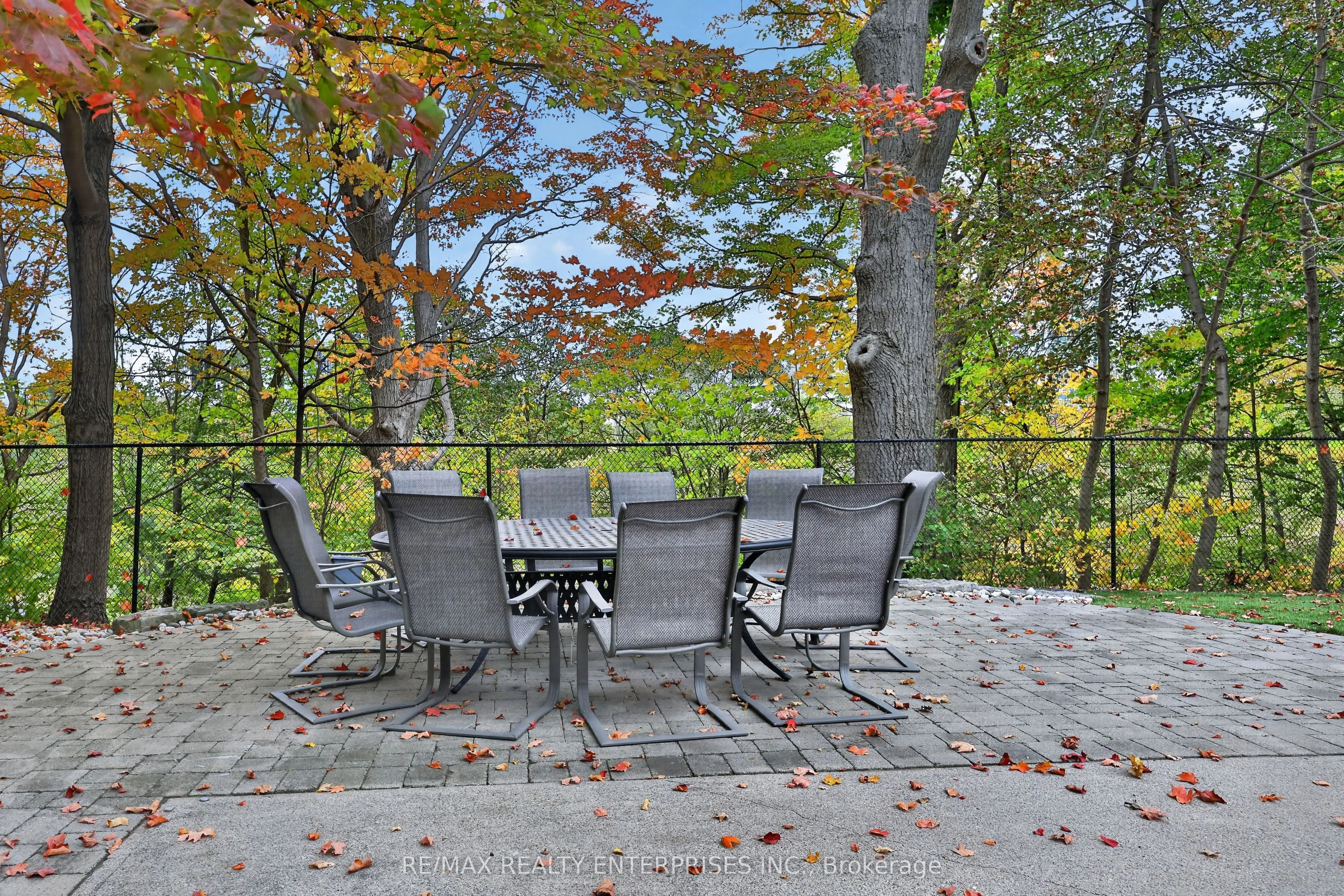 1690 Sherway Drive