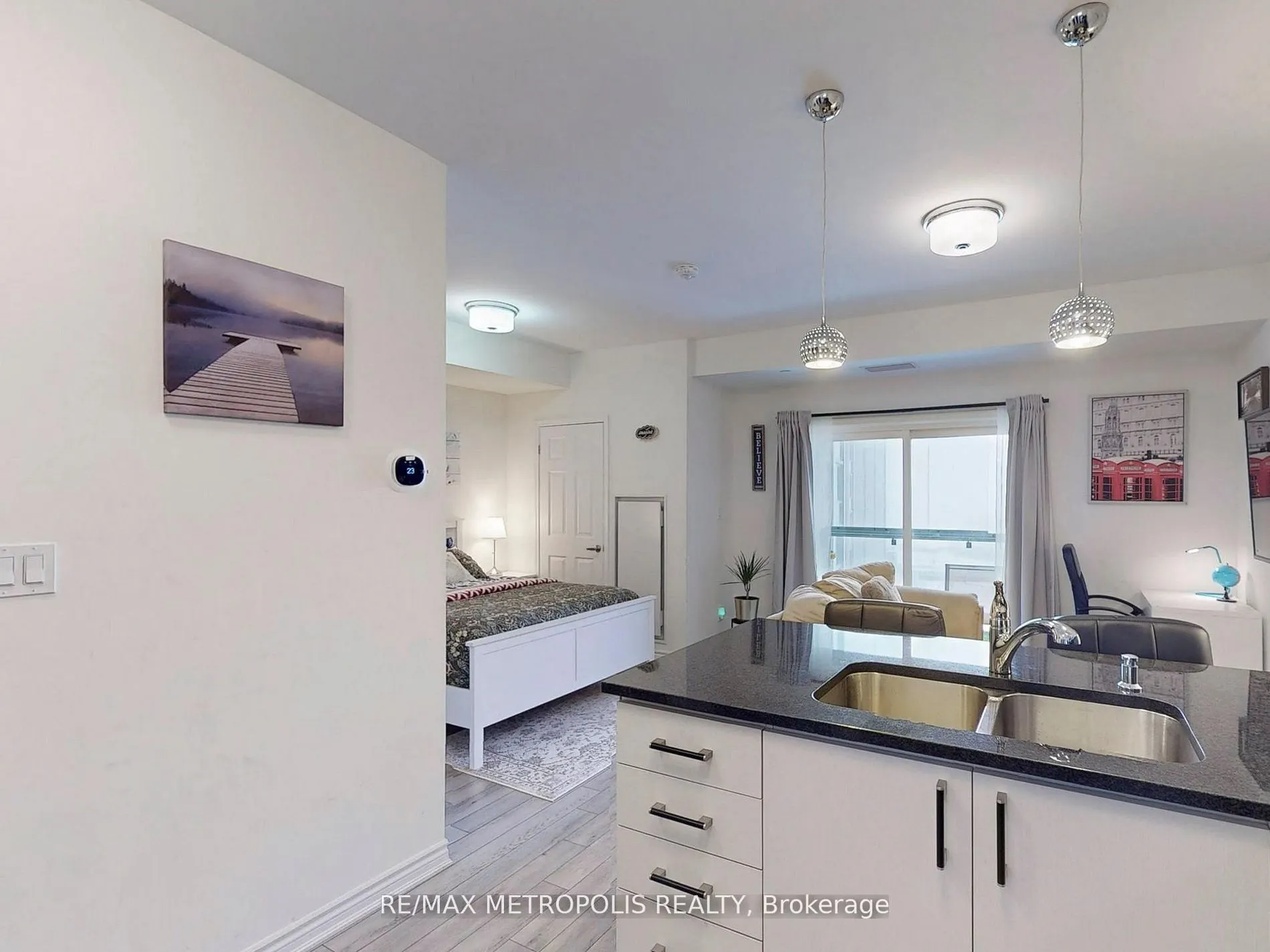 200 Lagerfeld Drive #401