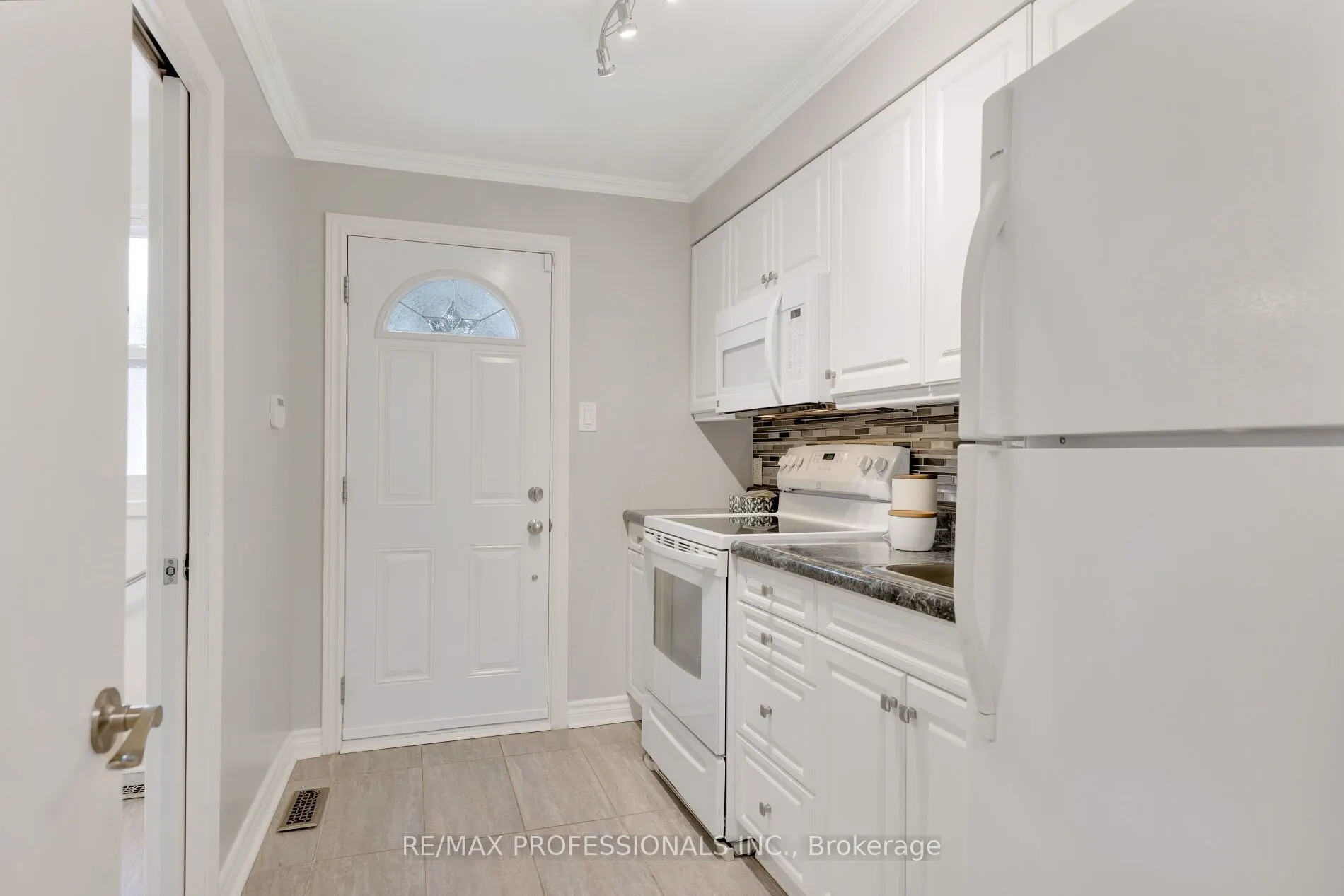 36 Thicket Road