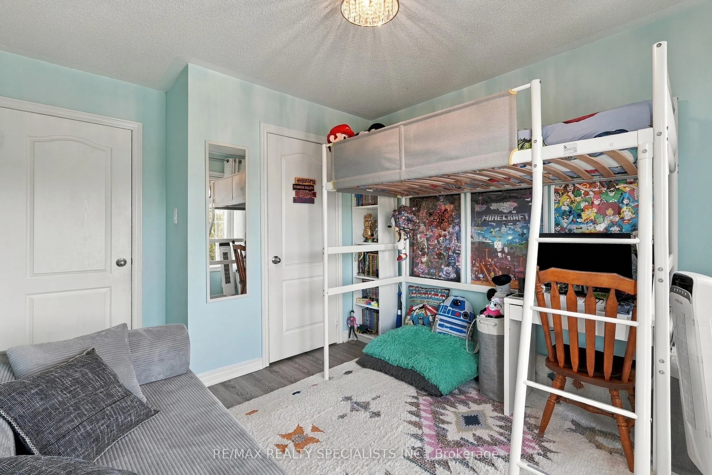 1108 Cumming Boulevard
