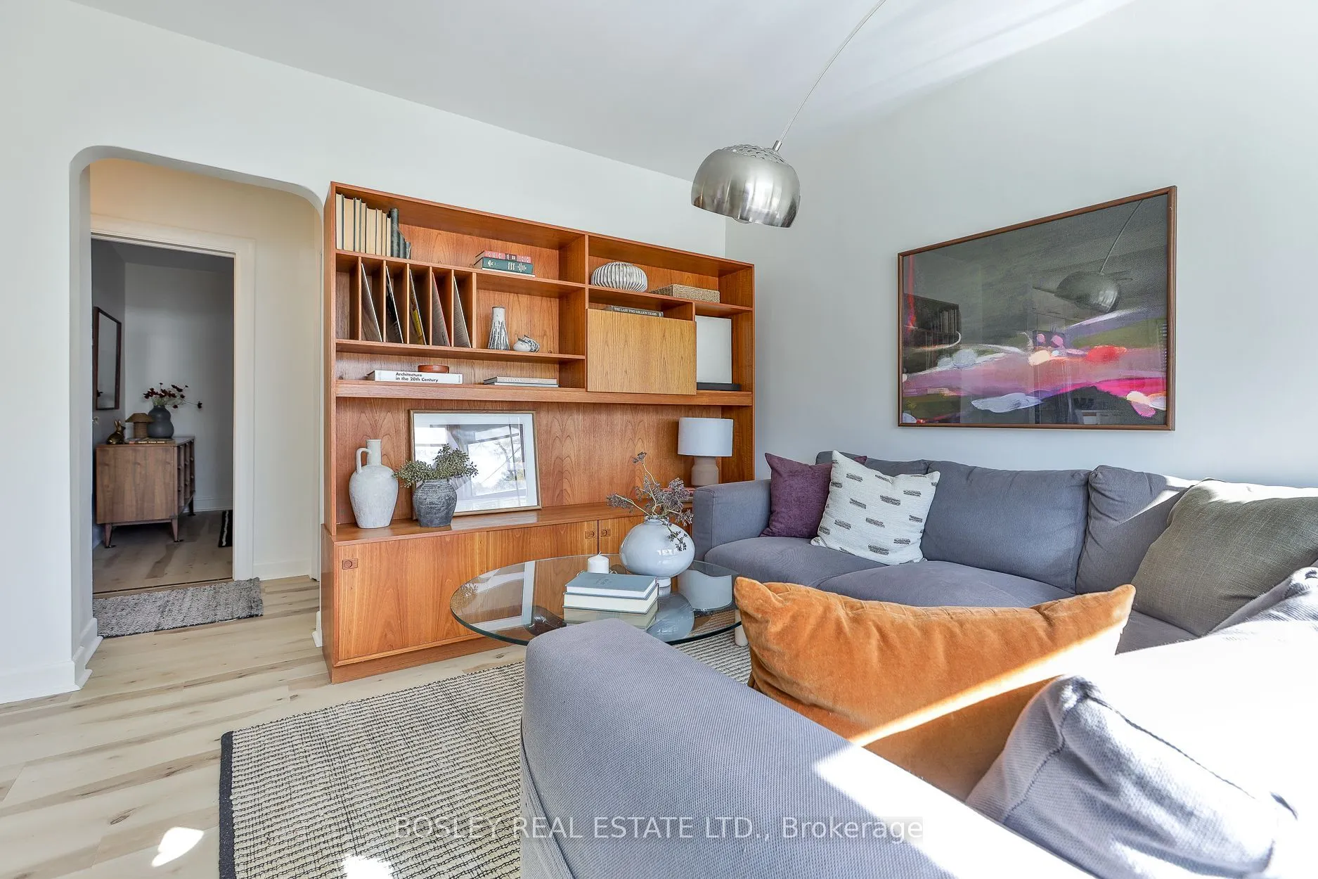 16 Delroy Drive