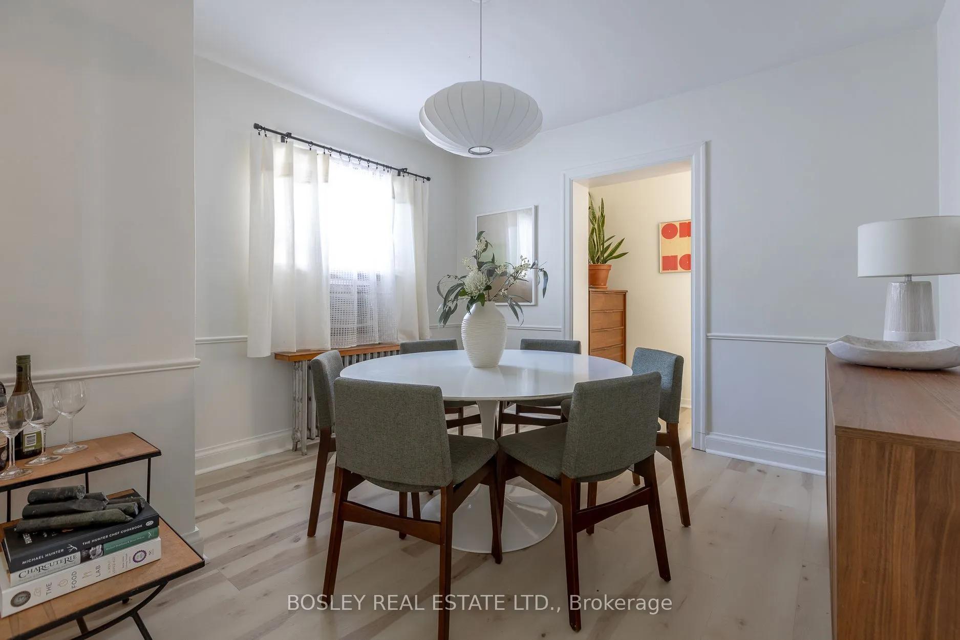 16 Delroy Drive