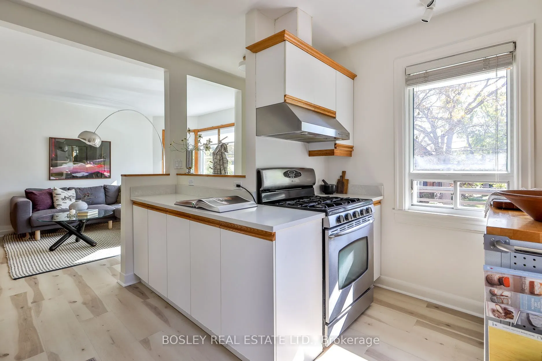 16 Delroy Drive