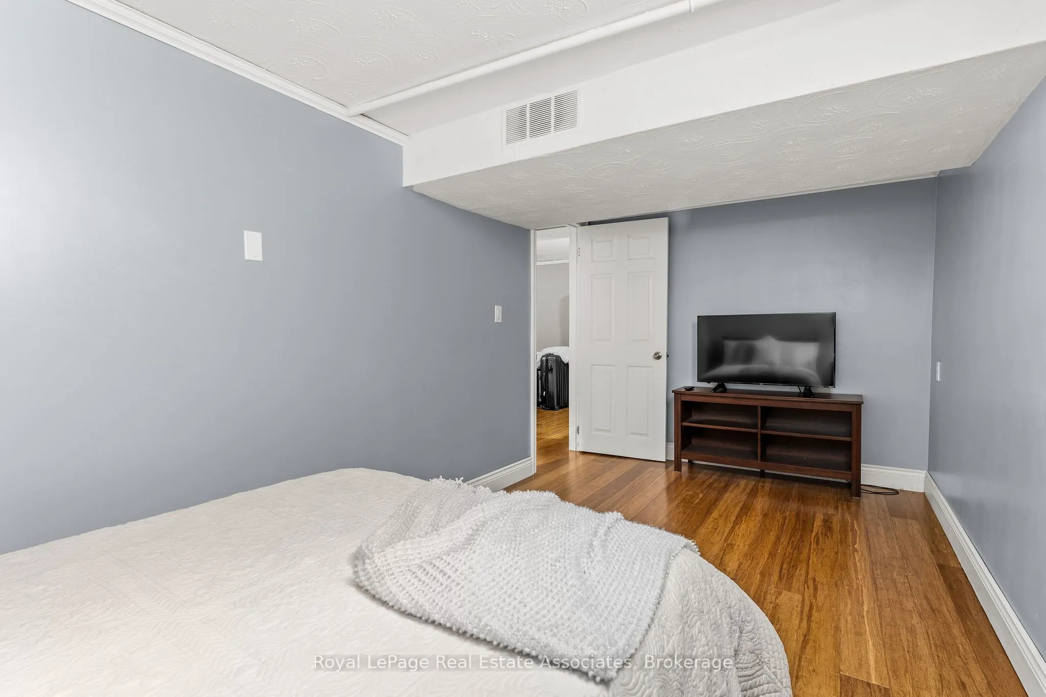 20 Honeywood Road