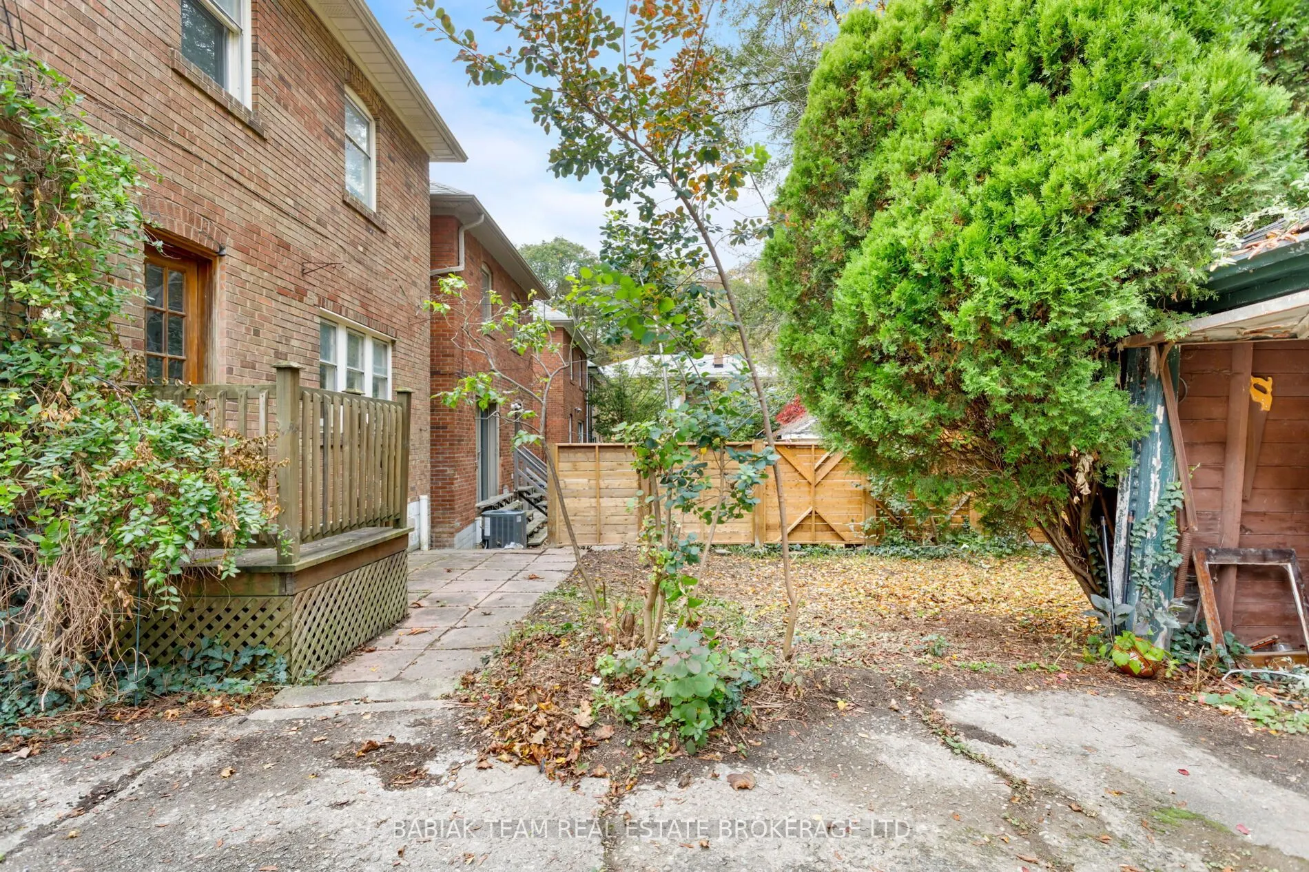 34 Elora Road