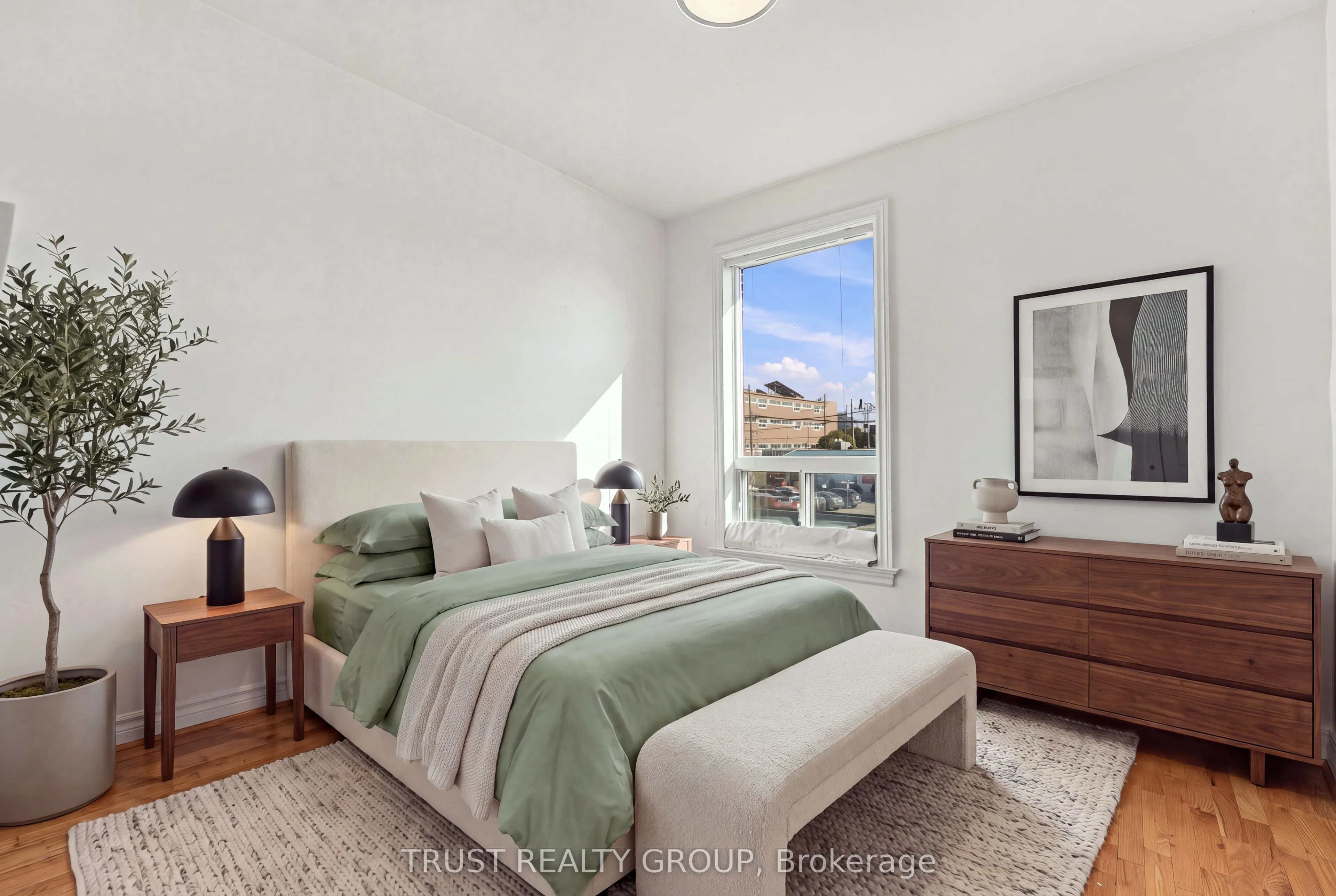2279 Dundas Street W #2nd & 3rd Floor
