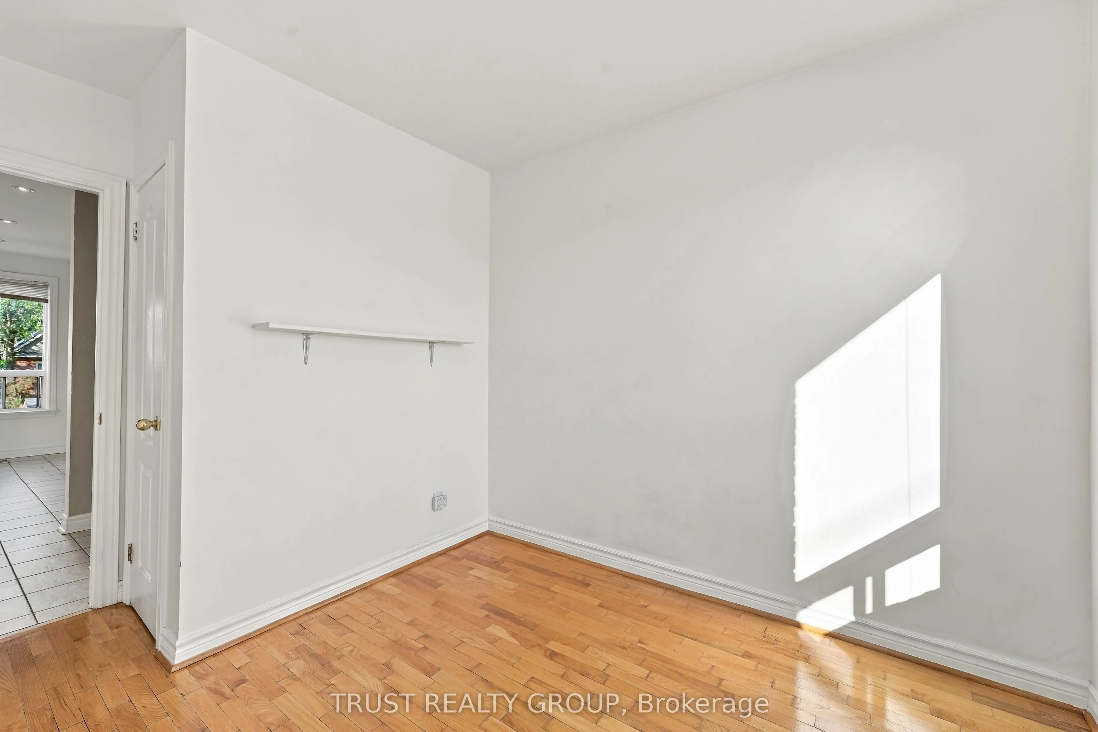 2279 Dundas Street W #2nd & 3rd Floor