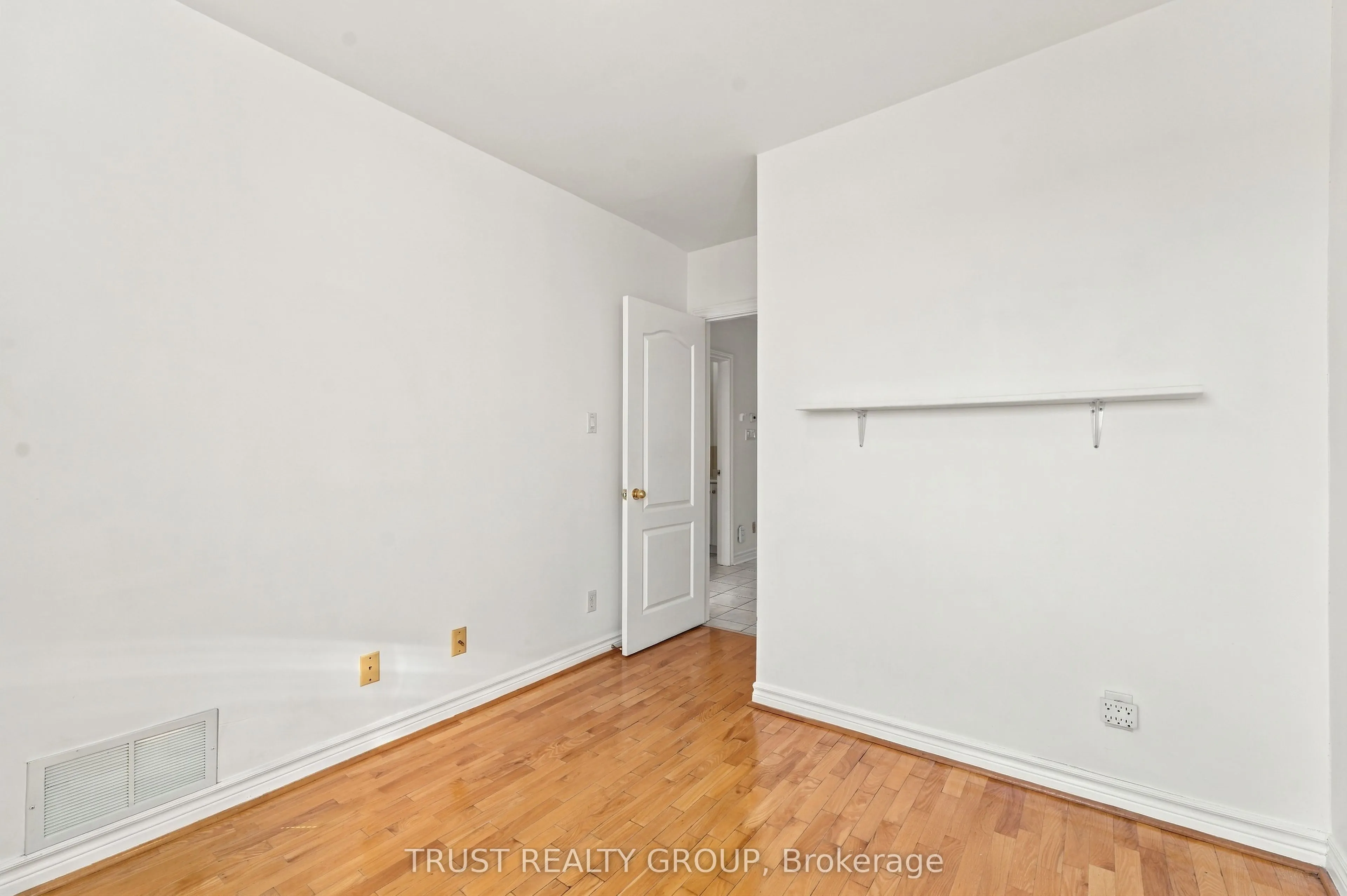 2279 Dundas Street W #2nd & 3rd Floor