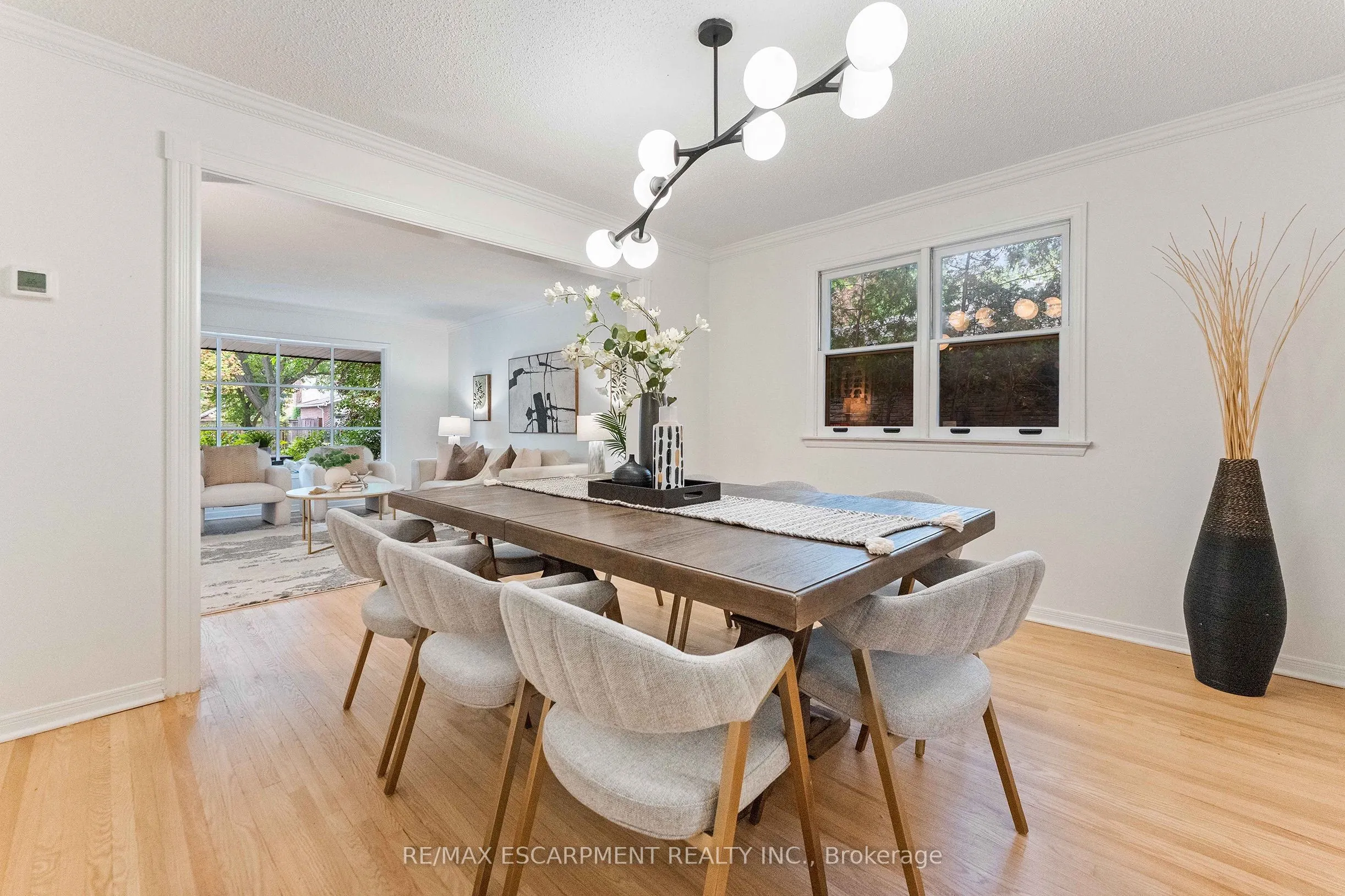 786 Edistel Crescent