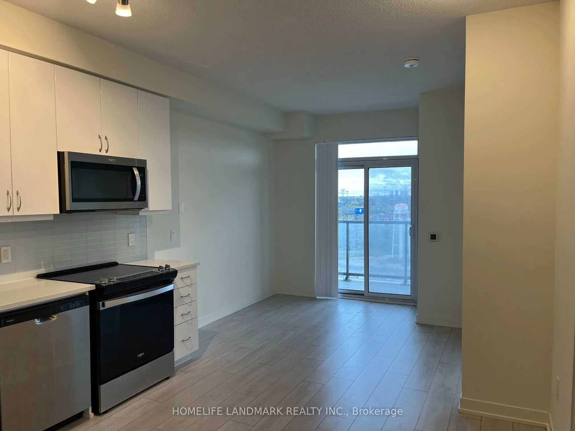 38 Annie Craig Drive #1610