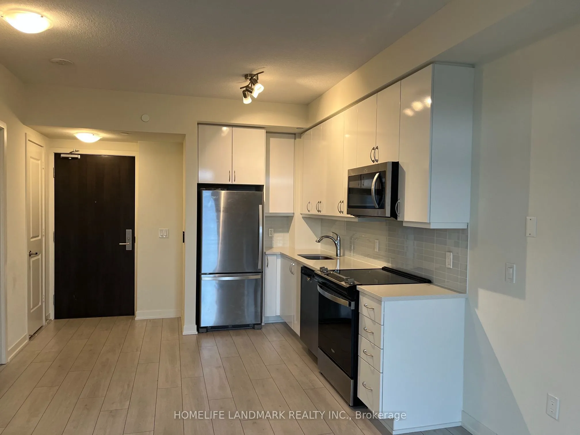 38 Annie Craig Drive #1610