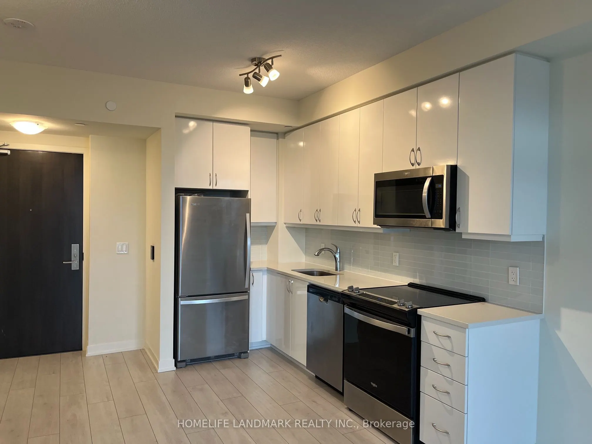 38 Annie Craig Drive #1610