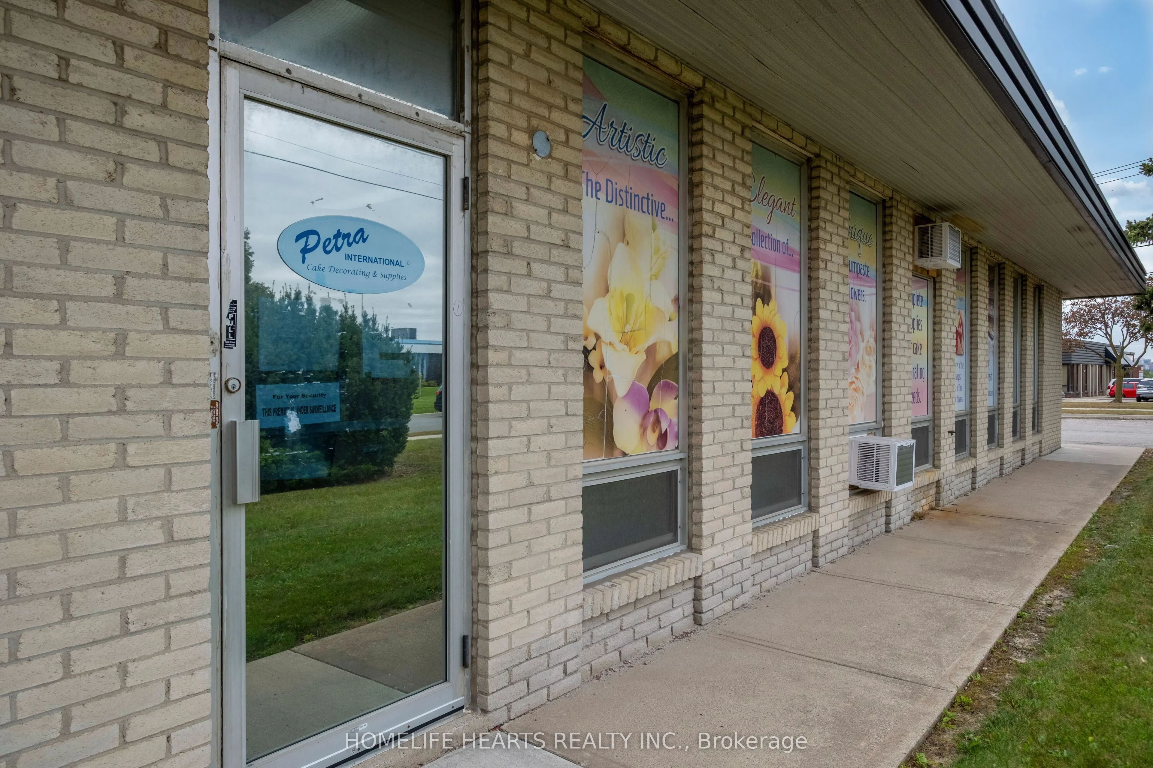 1260 Fewster Drive #1