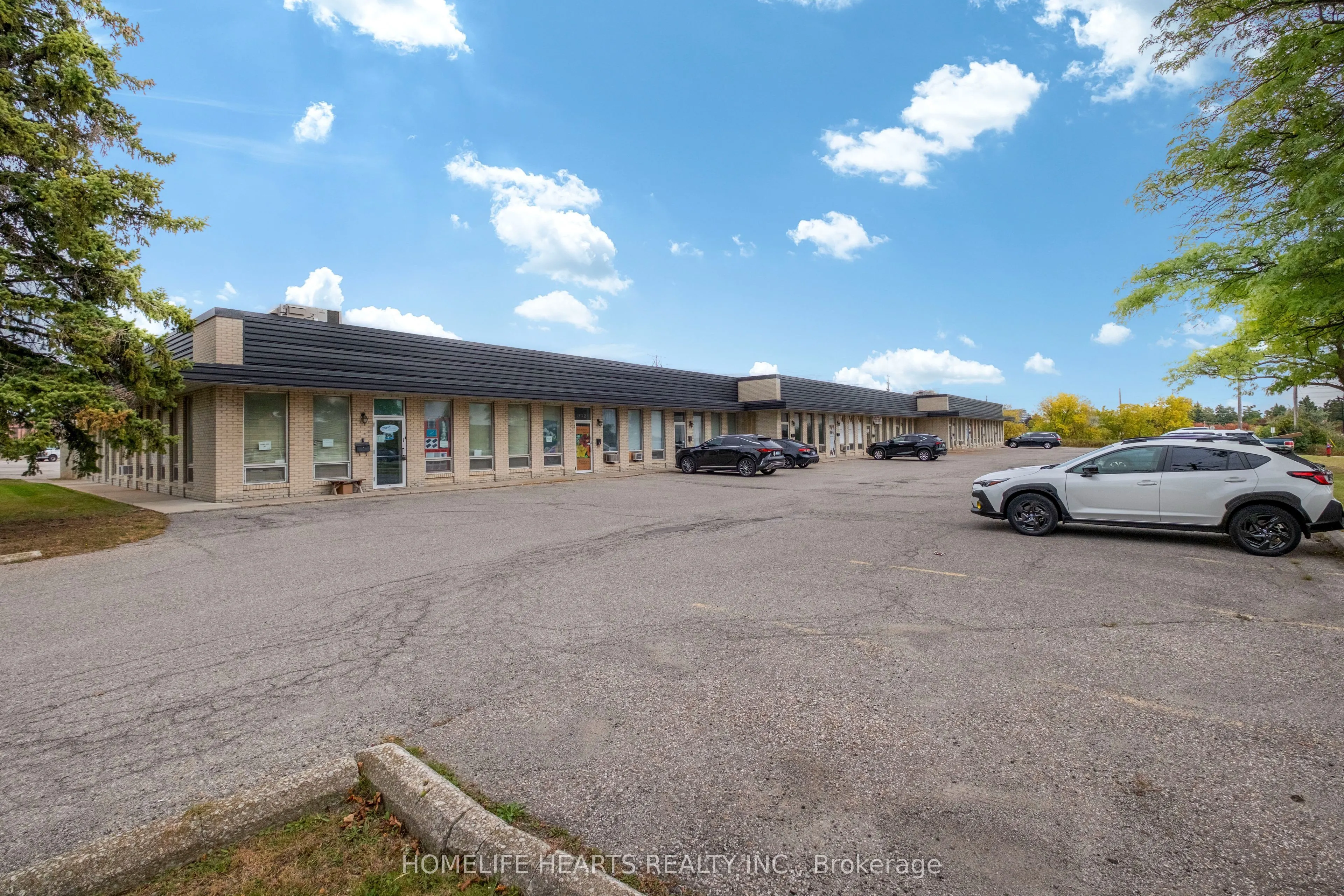 1260 Fewster Drive #1