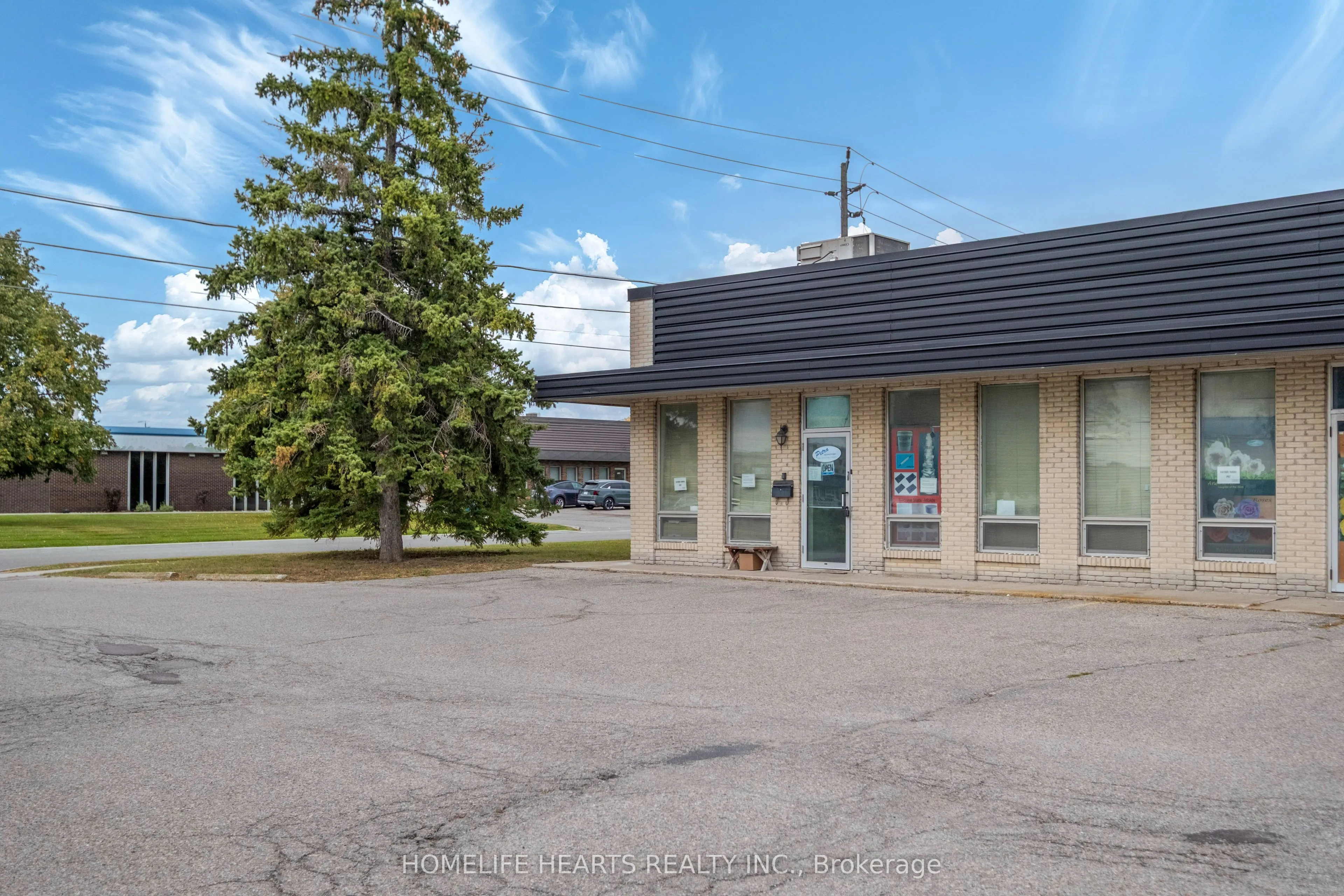 1260 Fewster Drive #1