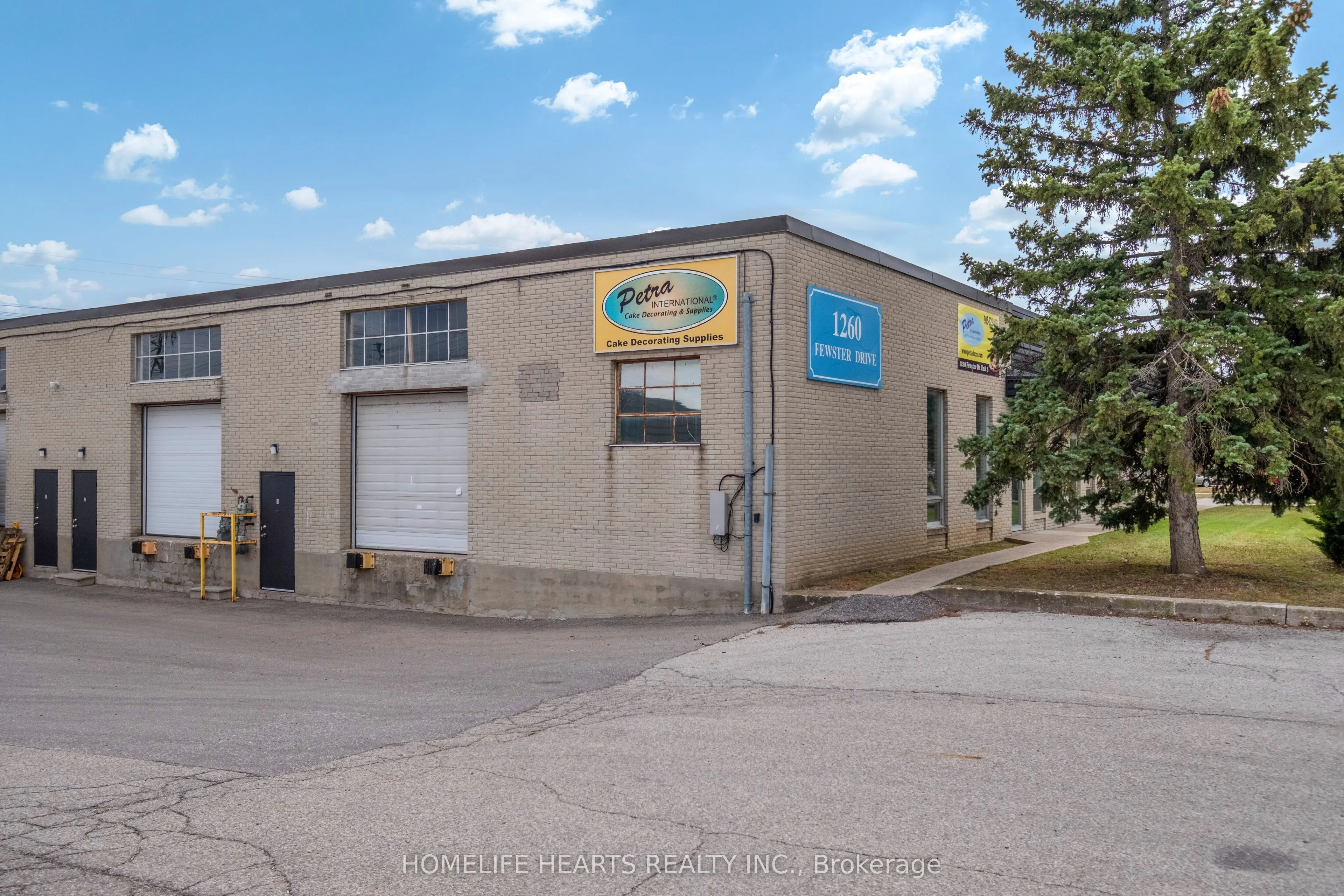 1260 Fewster Drive #1